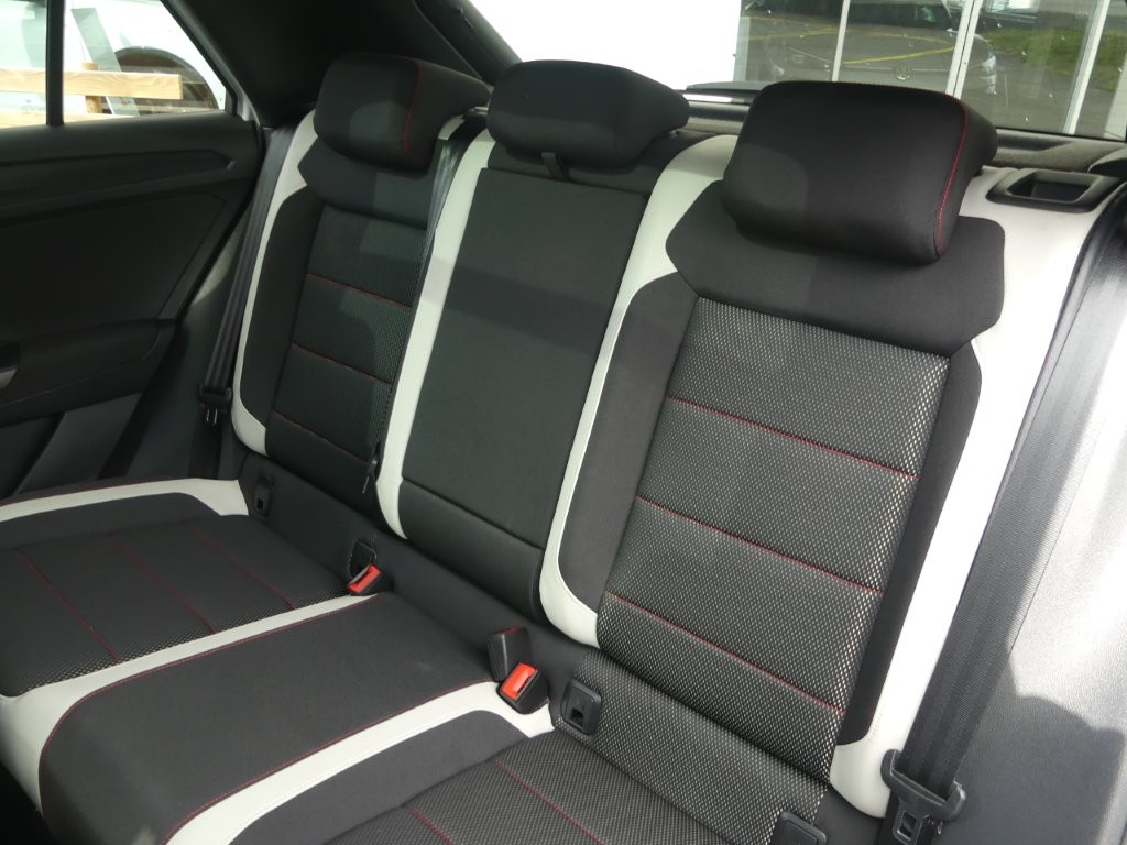 VW T-Roc 1.5 TSI EVO Sport-image-12
