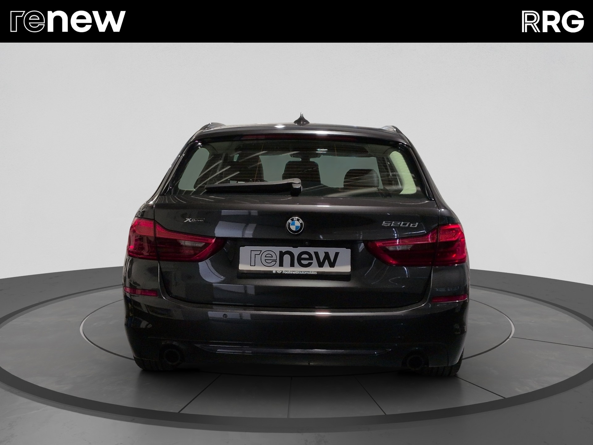 BMW 520d xDrive Touring Sport Line Steptronic-image-2