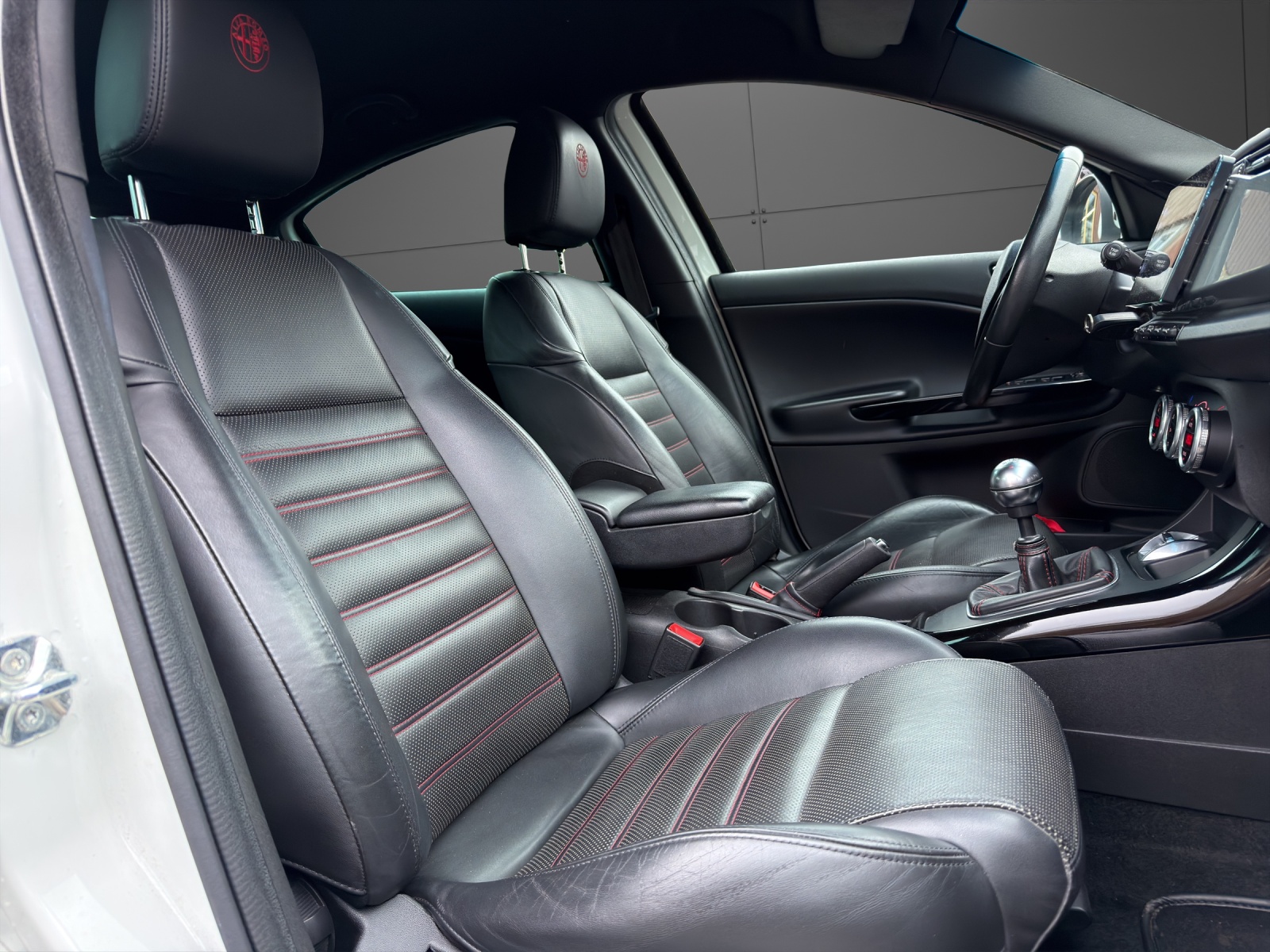ALFA ROMEO Giulietta 1750 TBi Quadrifoglio Verde 235PS | MFK NEU | SPORT | TOP ZUSTAND-image-7