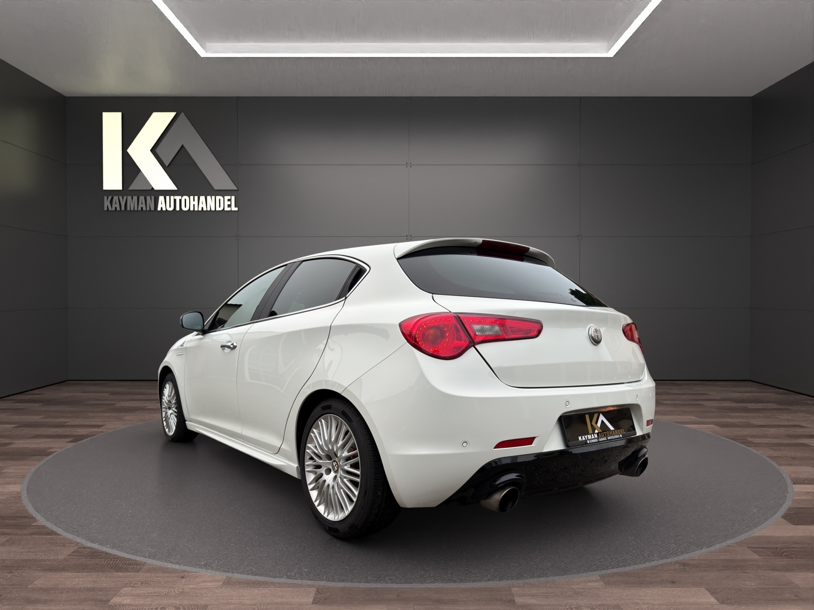 ALFA ROMEO Giulietta 1750 TBi Quadrifoglio Verde 235PS | MFK NEU | SPORT | TOP ZUSTAND-image-2
