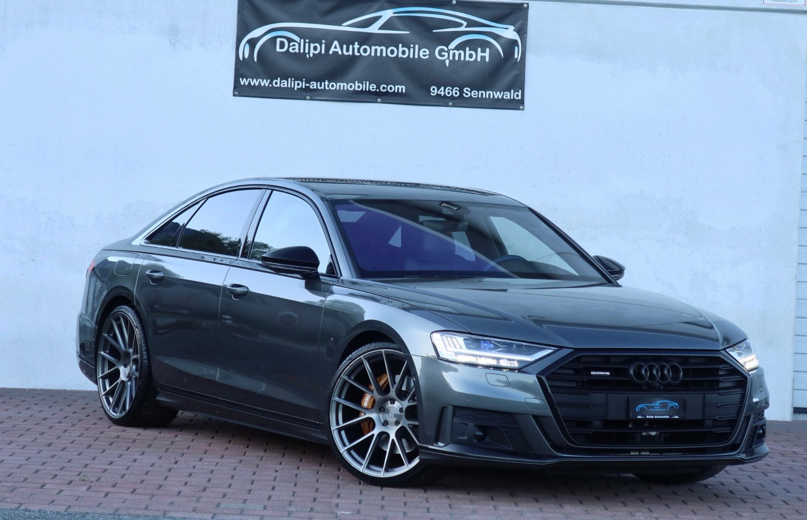 AUDI A8 55 L TFSI quattro tiptronic
