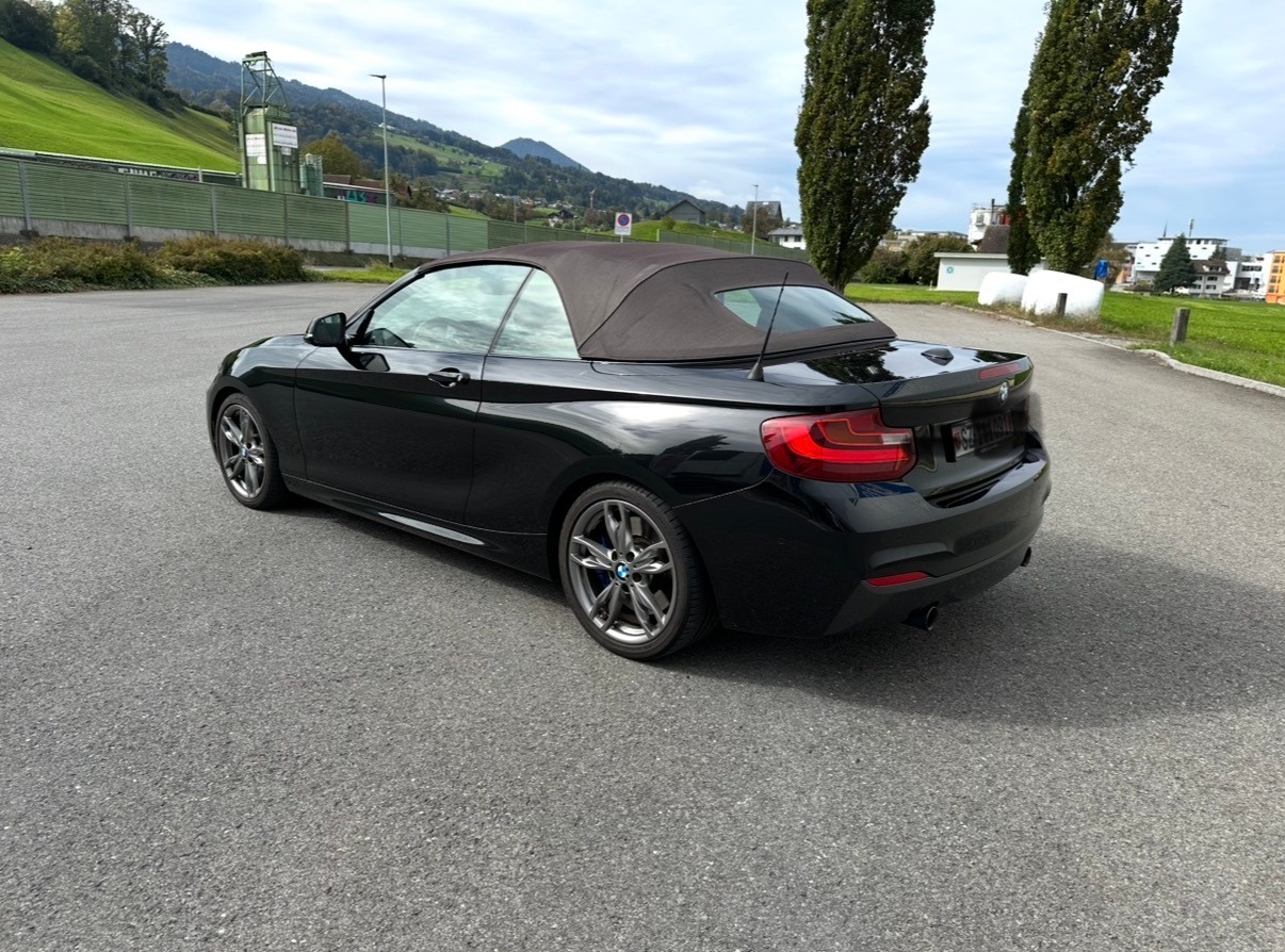 BMW M235i-image-0