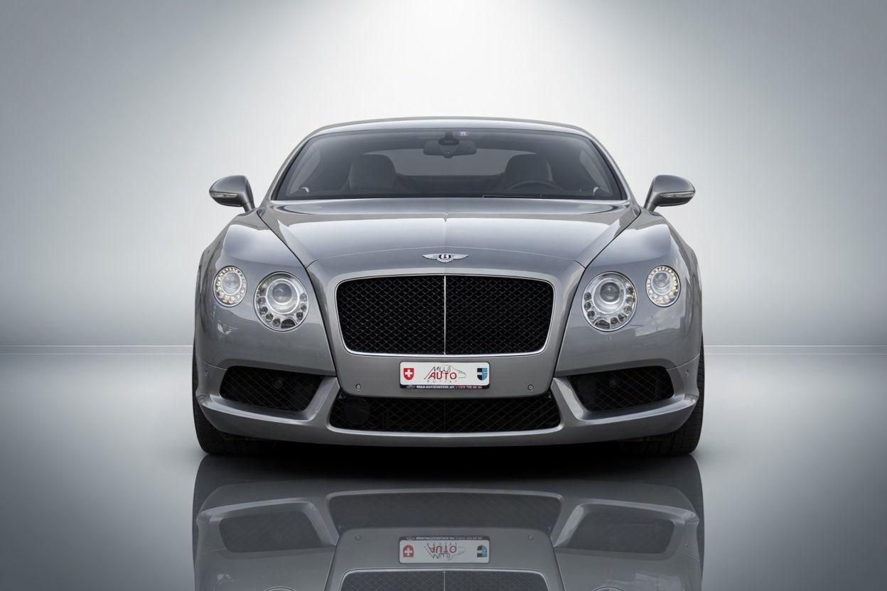 BENTLEY Continental GT 4.0 V8-image-7