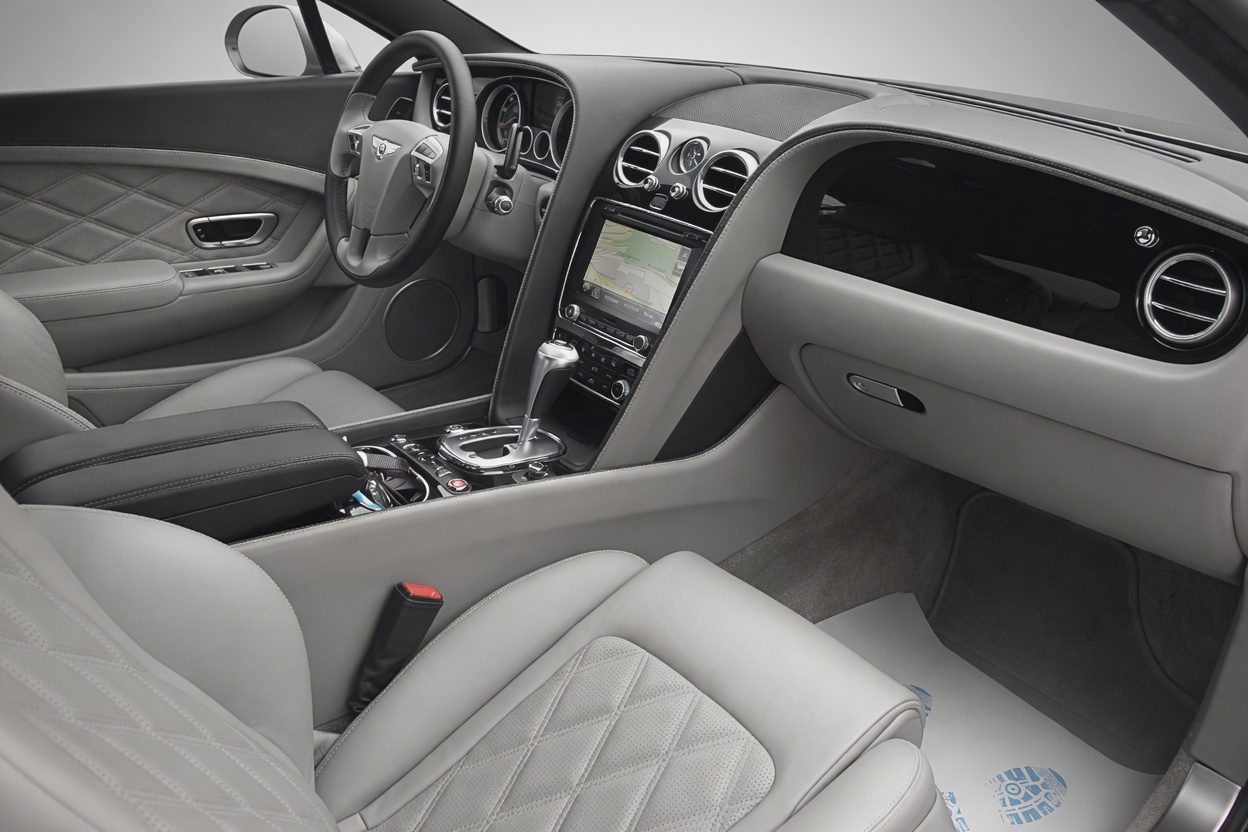 BENTLEY Continental GT 4.0 V8-image-11