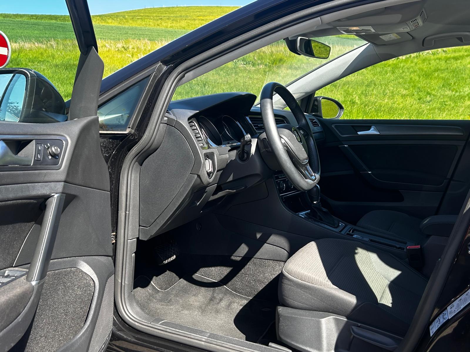 VW Golf 1.5 TSI EVO Comfortline DSG-image-8