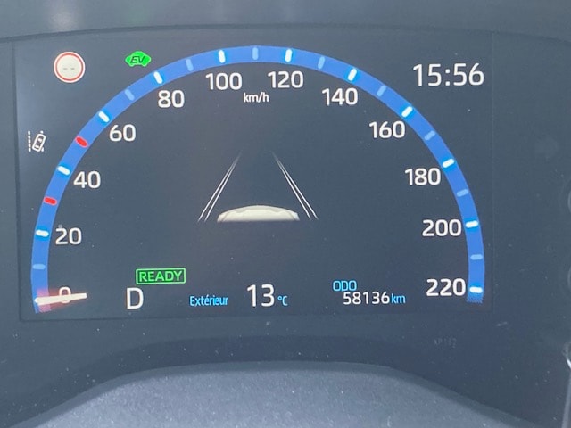 TOYOTA Yaris Cross 1.5 Trend e-CVT-image-15