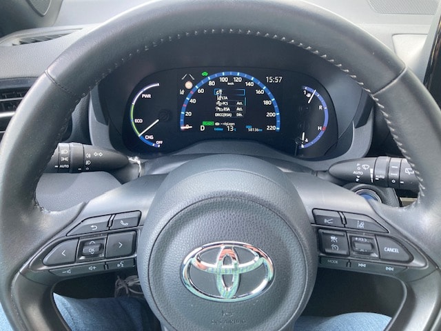 TOYOTA Yaris Cross 1.5 Trend e-CVT-image-14