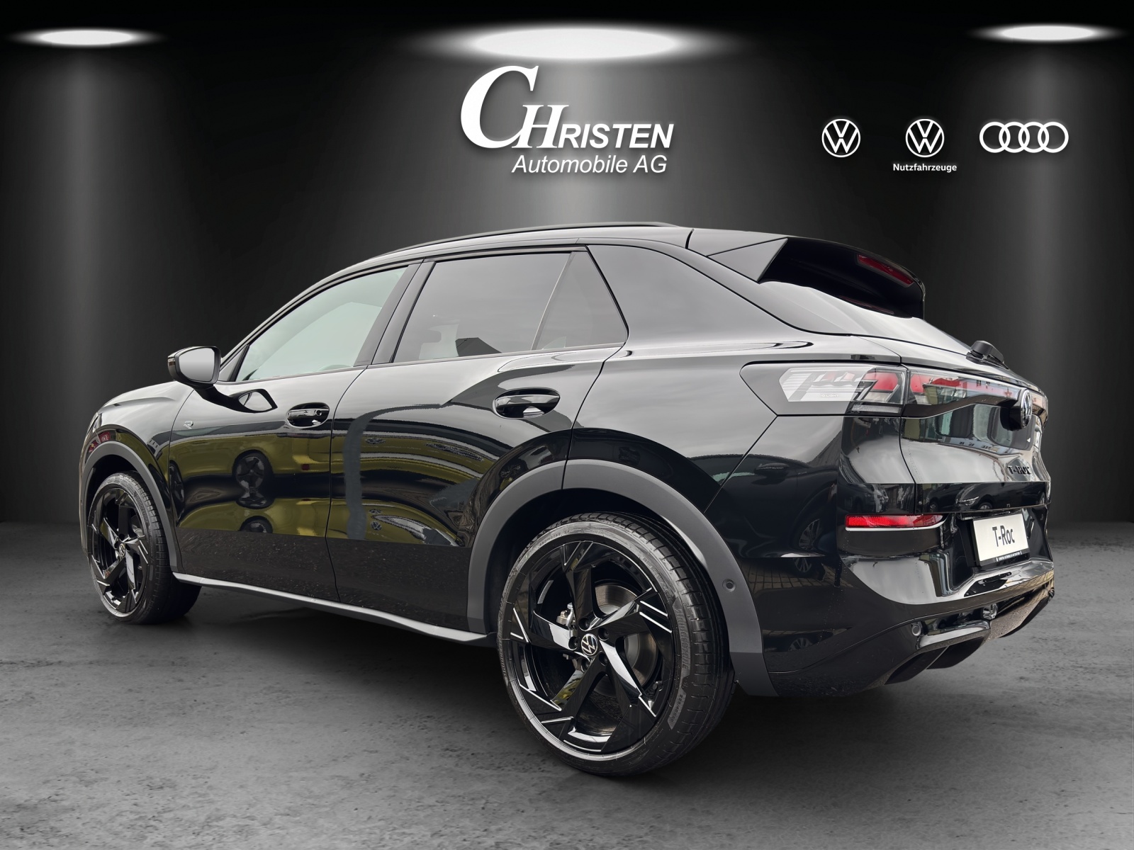 VW T-Roc 1.5 eTSI mHEV R-Line DSG-showroom-element-3