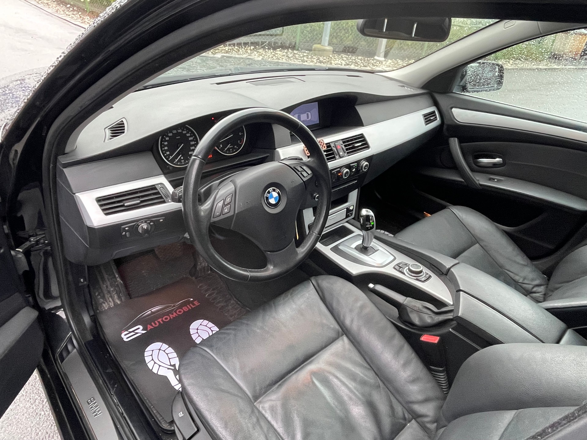 BMW 523i Steptronic-image-9