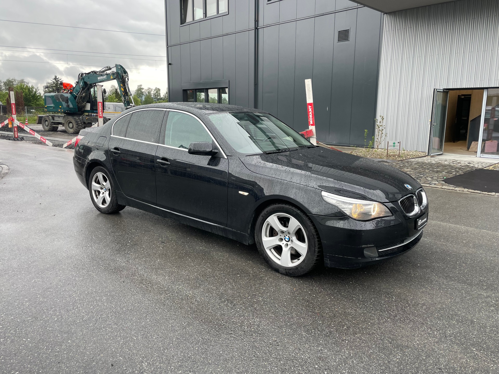 BMW 523i Steptronic-image-1