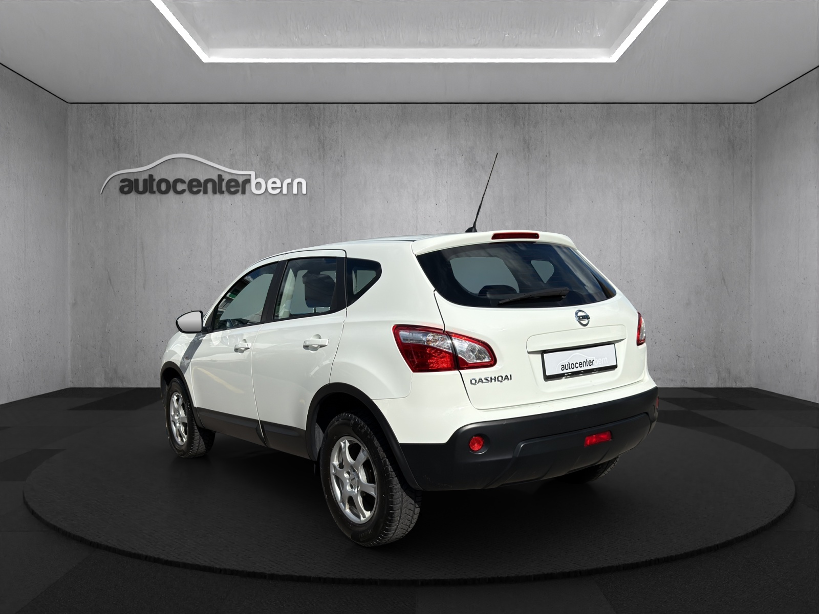 NISSAN Qashqai 2.0 i-Way-image-4