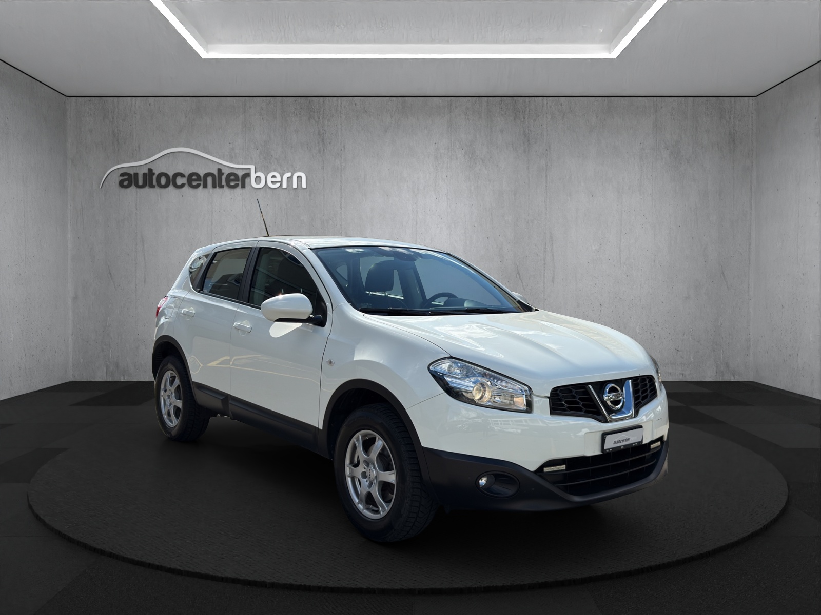 NISSAN Qashqai 2.0 i-Way-image-0