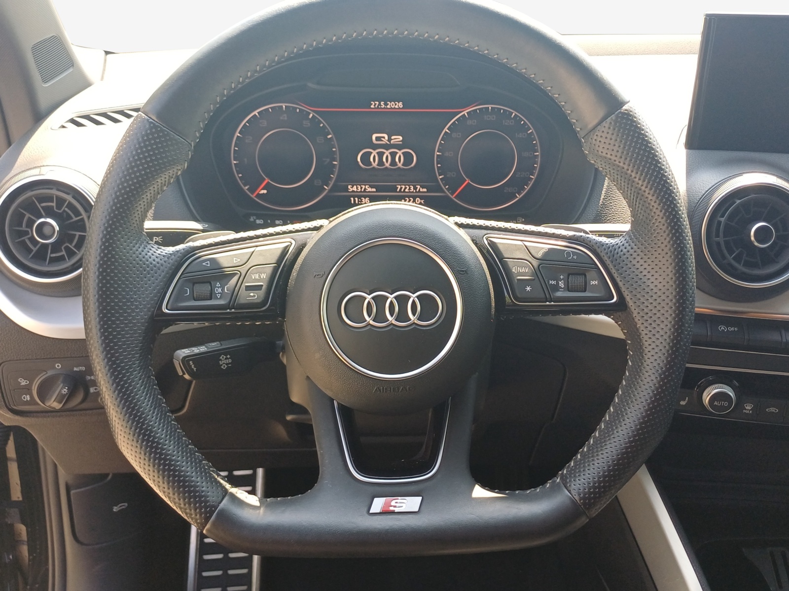 AUDI Q2 35 TFSI Sport S-tronic-image-9