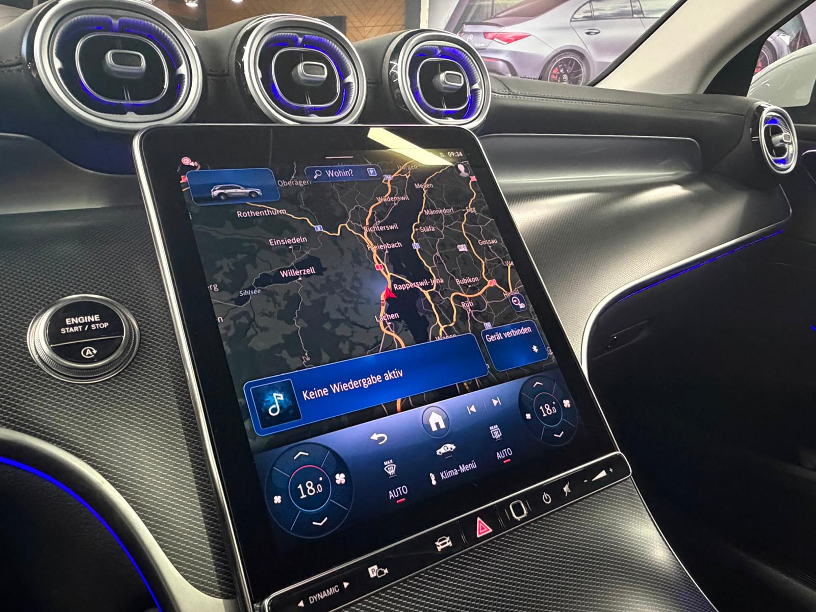 MERCEDES-BENZ GLC 300 AMG Line | AHK |AIRMATIC | Hinterachslenkung | DISTRONIC | 360° Kamera | KEYLESS-GO | Panoramadach-image-22