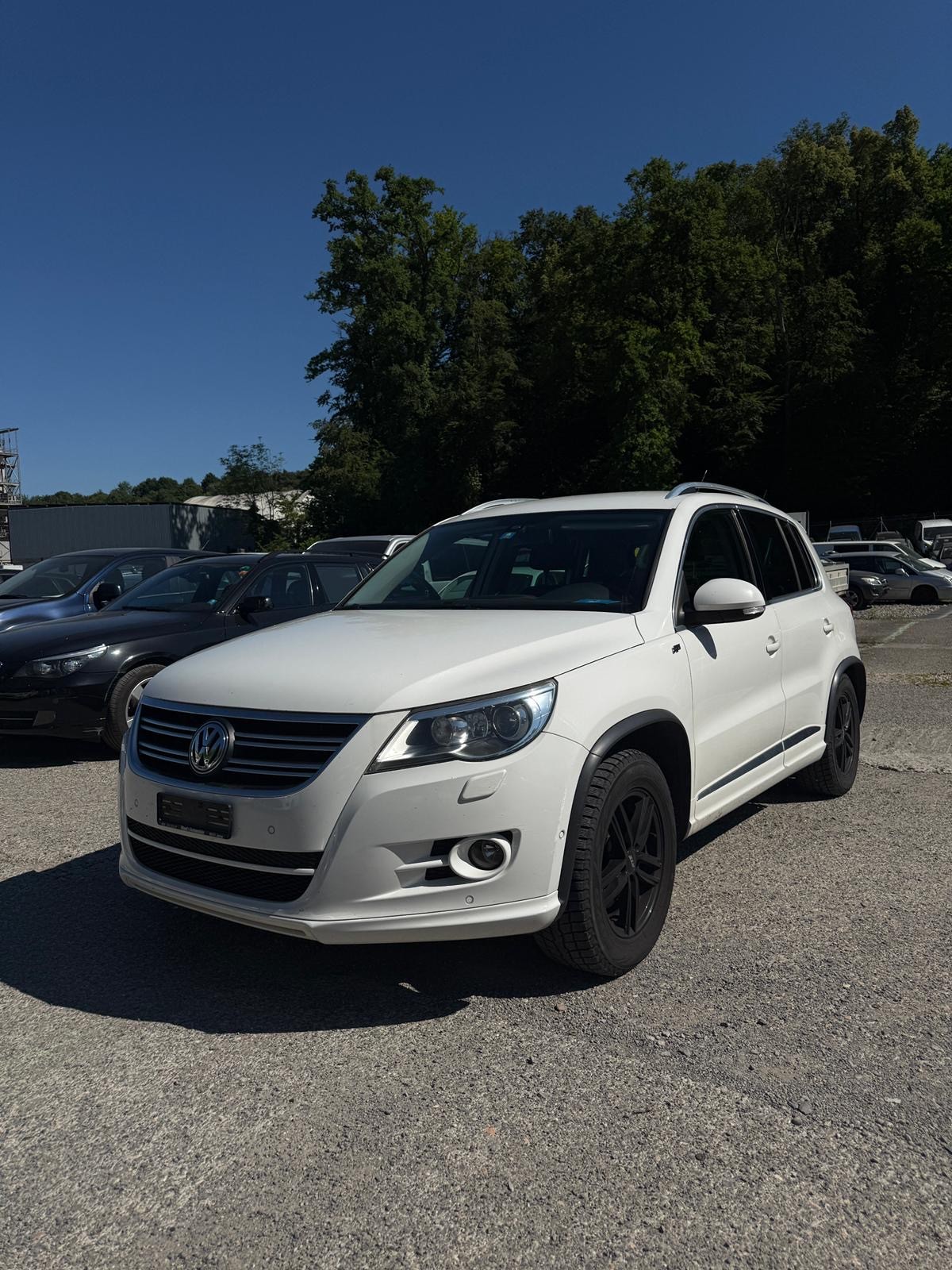 VW Tiguan 2.0 TDI R-Line Sport&Style-image-1