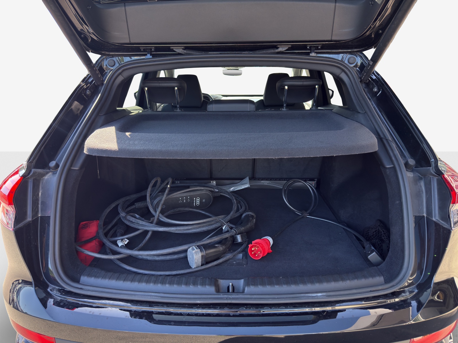 AUDI Q4 e-tron 40-image-13