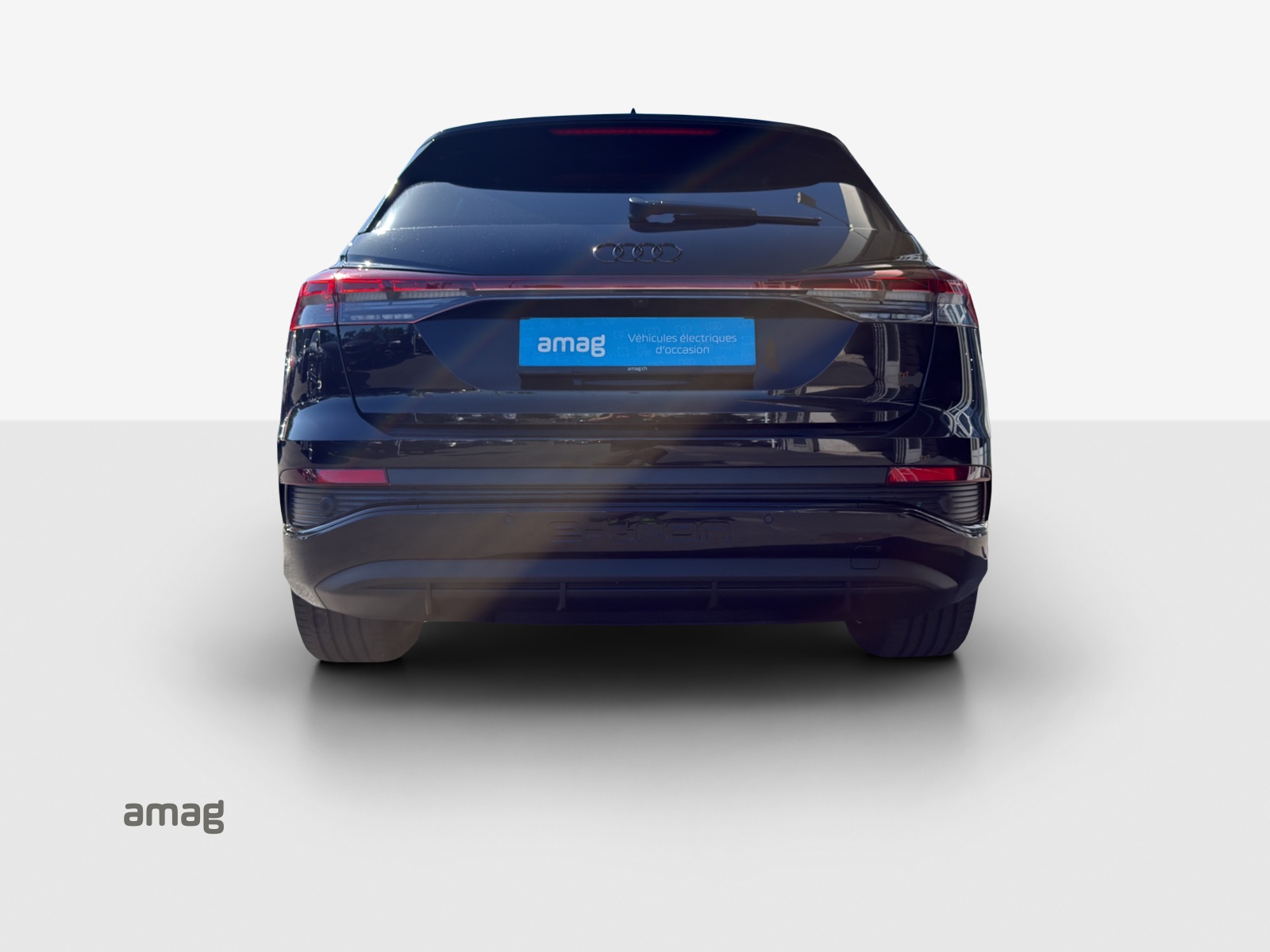 AUDI Q4 e-tron 40-image-4