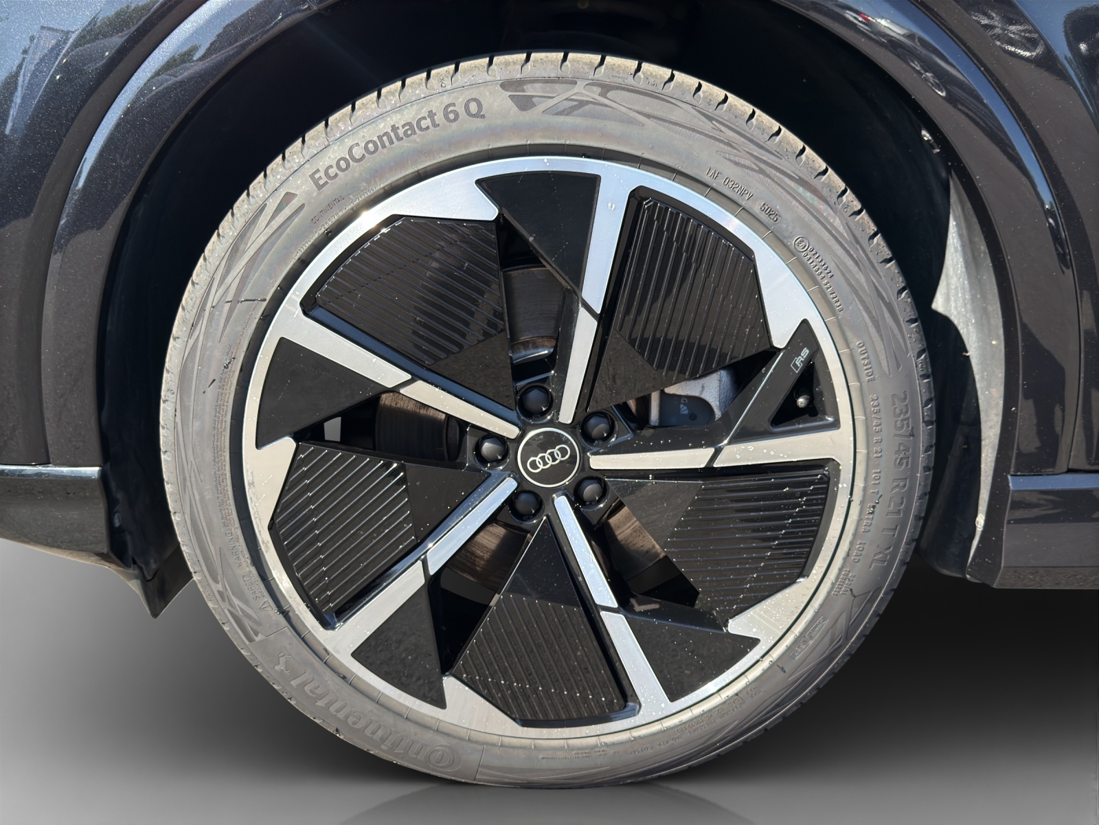 AUDI Q4 e-tron 40-image-14