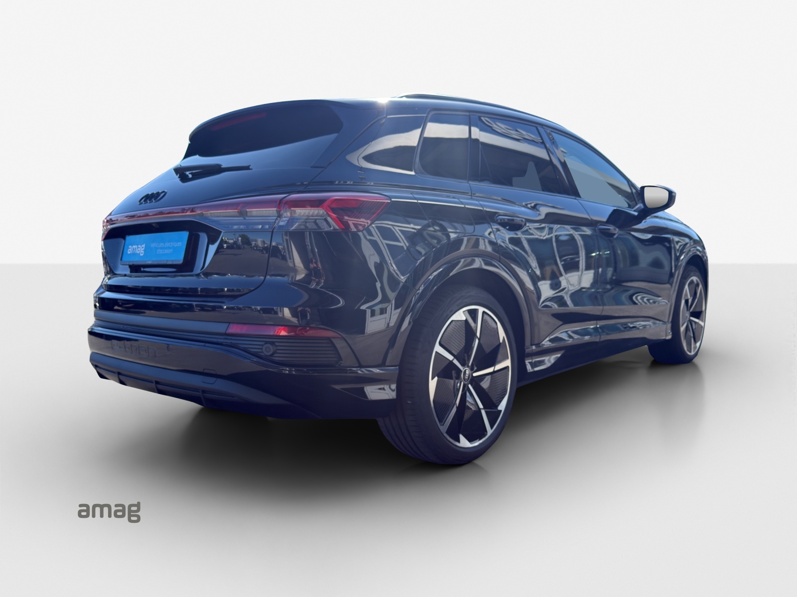 AUDI Q4 e-tron 40-image-5