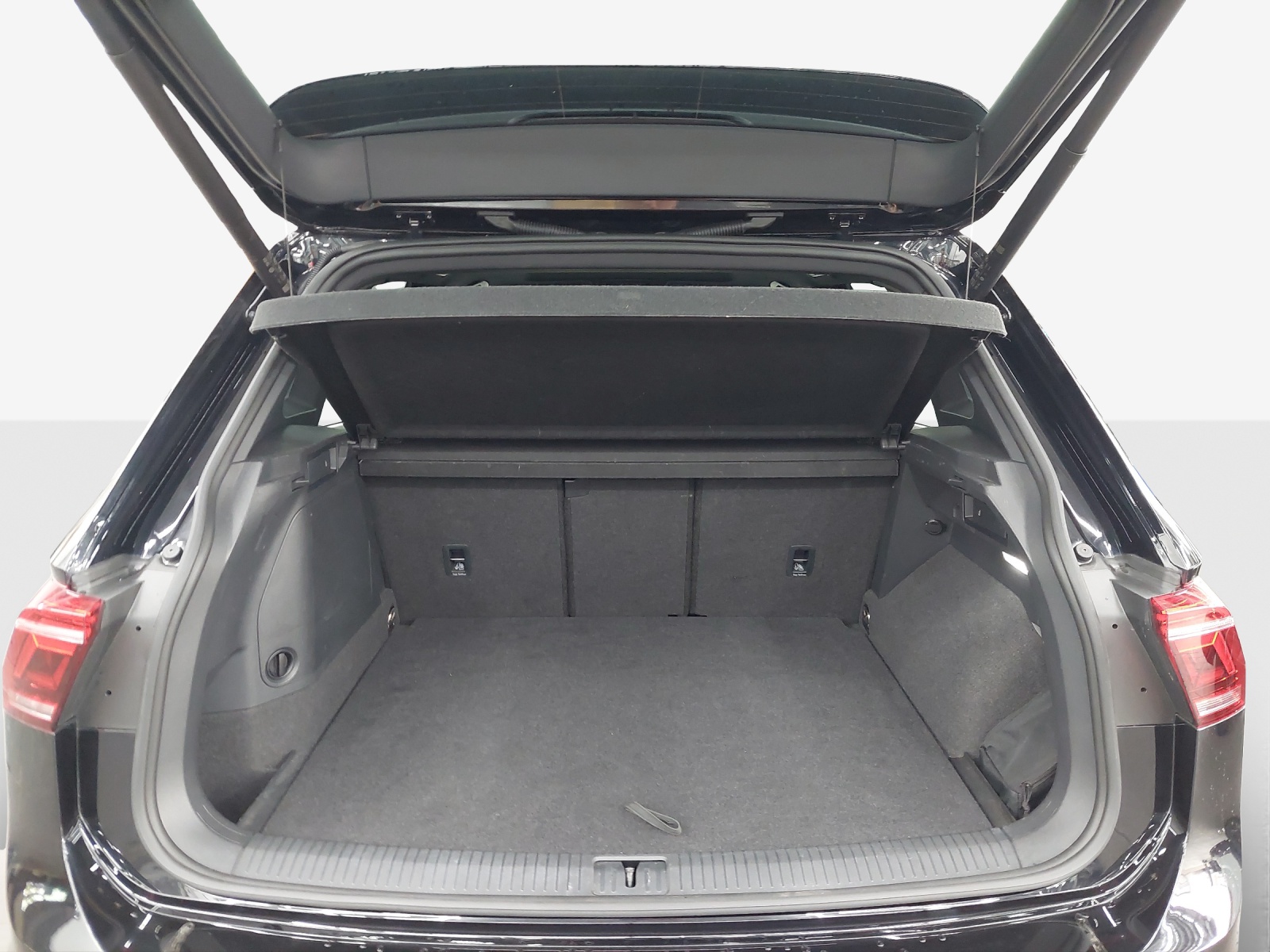 VW Tiguan 1.4TSI PHEV Selection DSG-image-12
