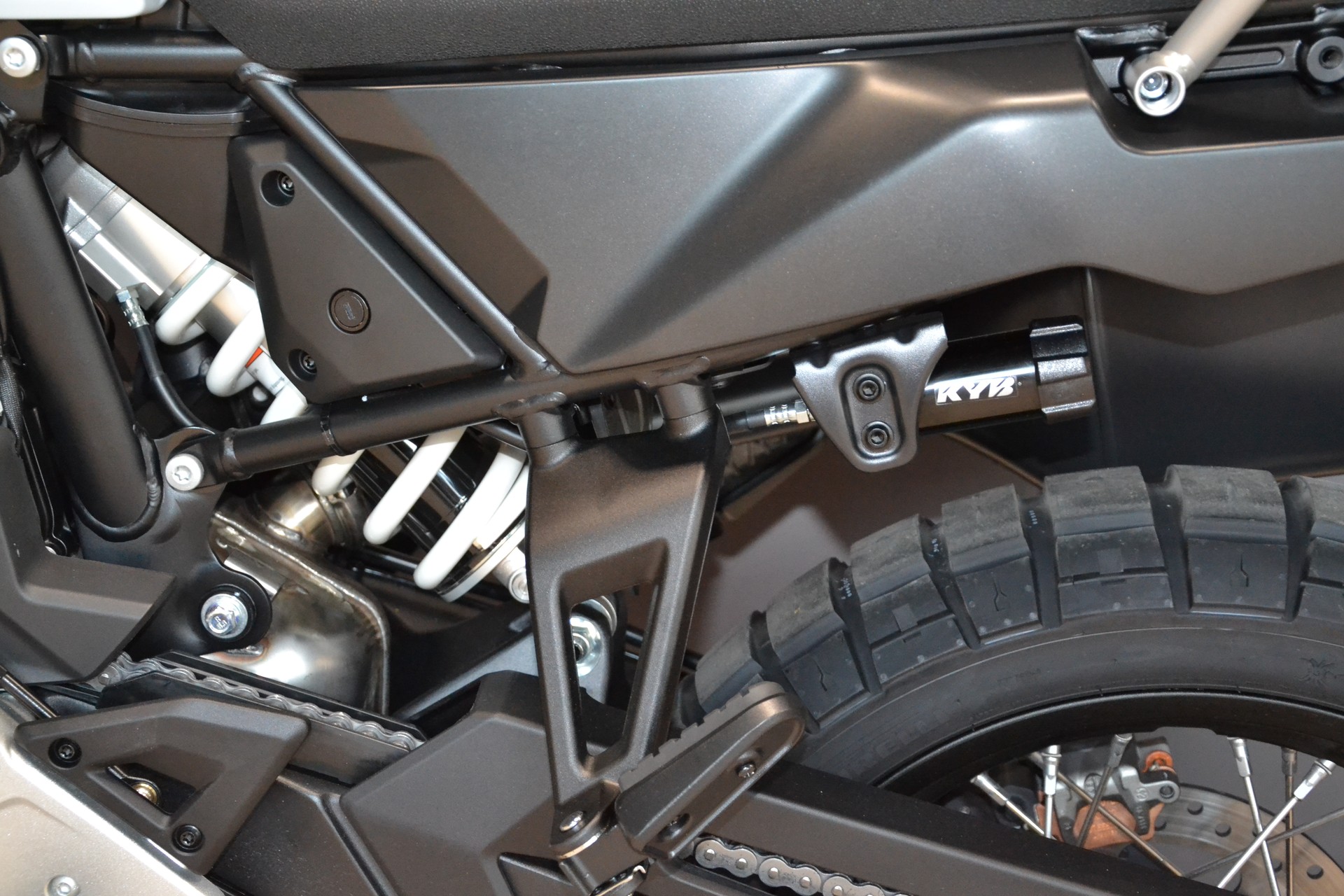 CF MOTO 1000 MT-X-image-6