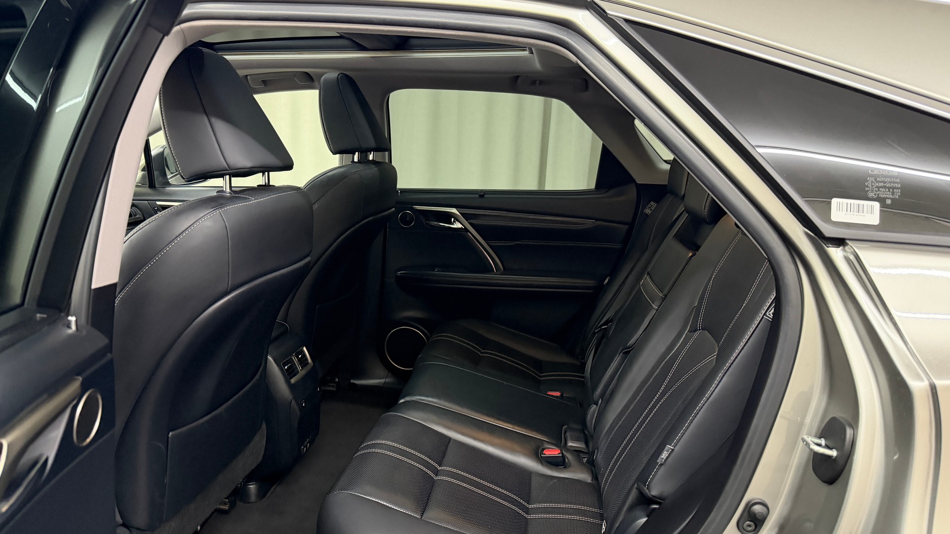 LEXUS RX 450h excellence AWD CVT-image-11