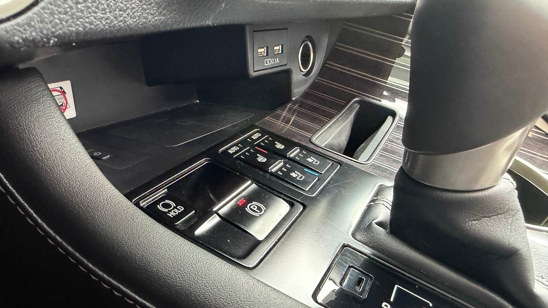 LEXUS RX 450h excellence AWD CVT-image-17