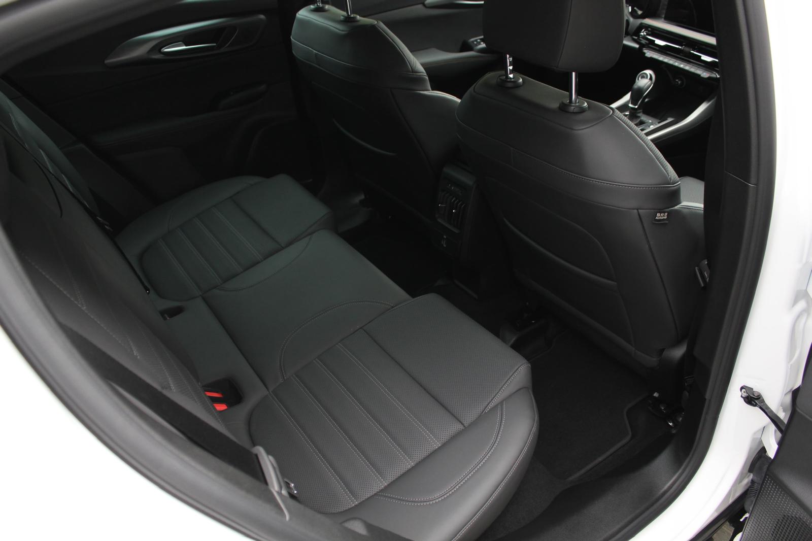 ALFA ROMEO Tonale 1.5 48V Hybrid Veloce-image-12