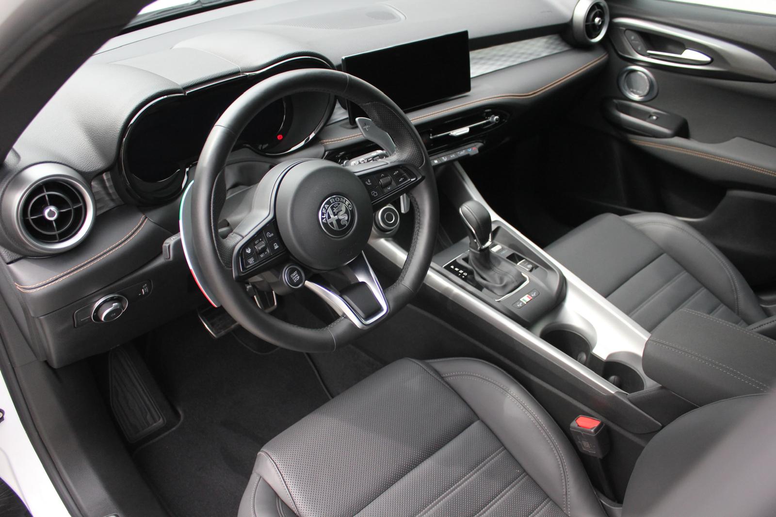 ALFA ROMEO Tonale 1.5 48V Hybrid Veloce-image-6