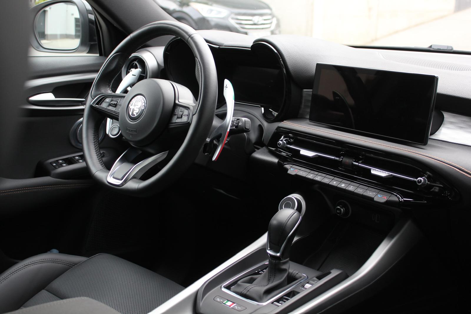 ALFA ROMEO Tonale 1.5 48V Hybrid Veloce-image-11