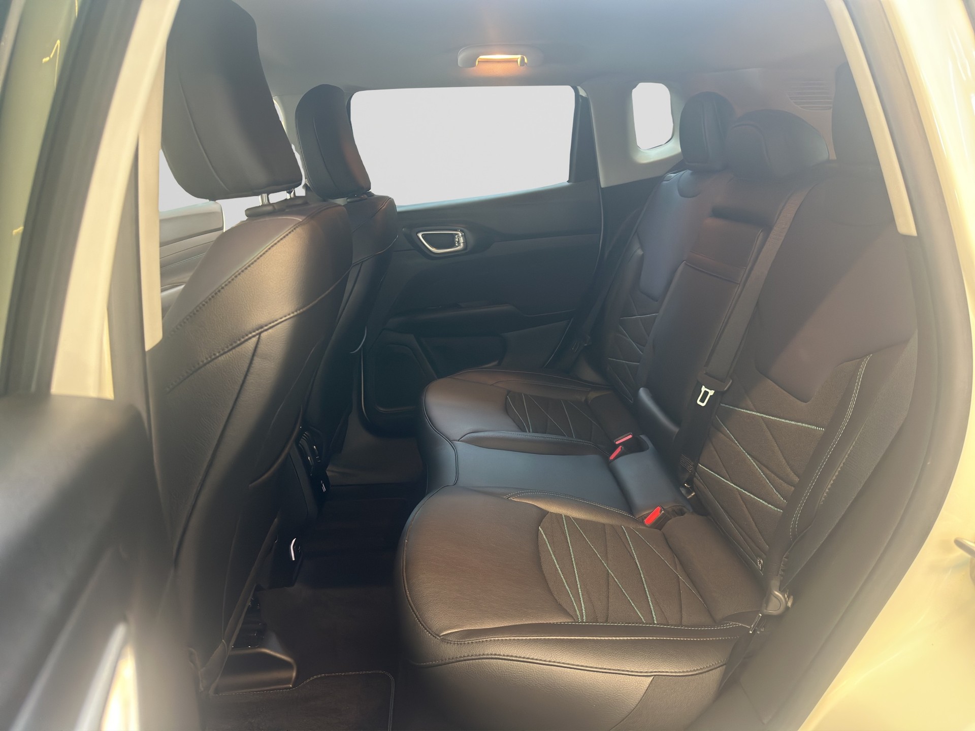 JEEP COMPASS 4xe 1.3 240cv Uplan-image-12
