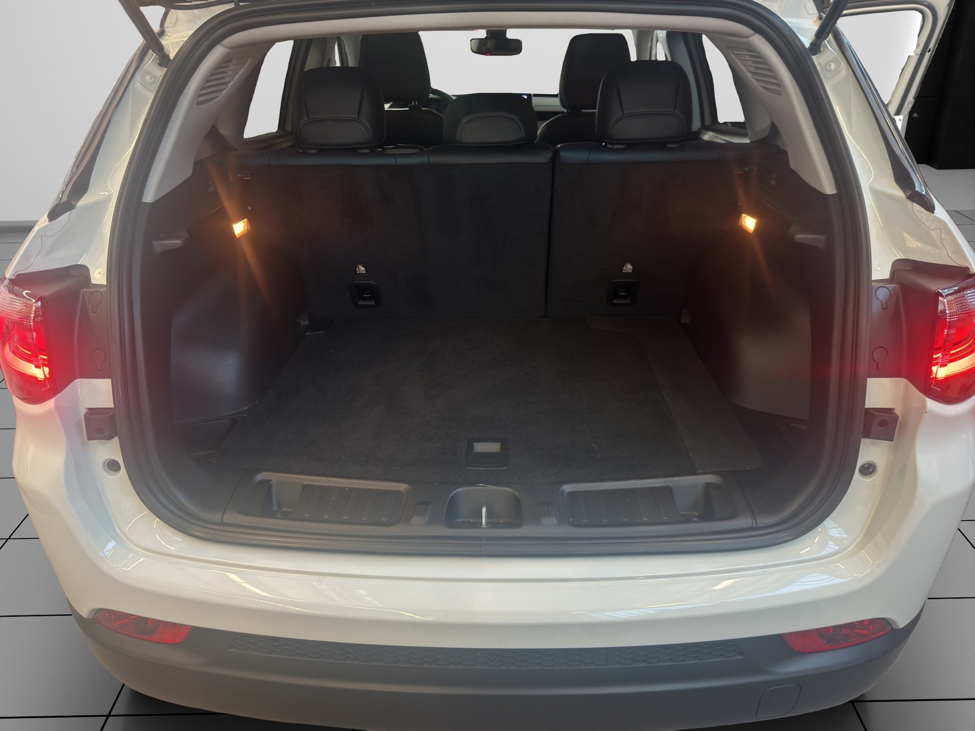 JEEP COMPASS 4xe 1.3 240cv Uplan-image-14