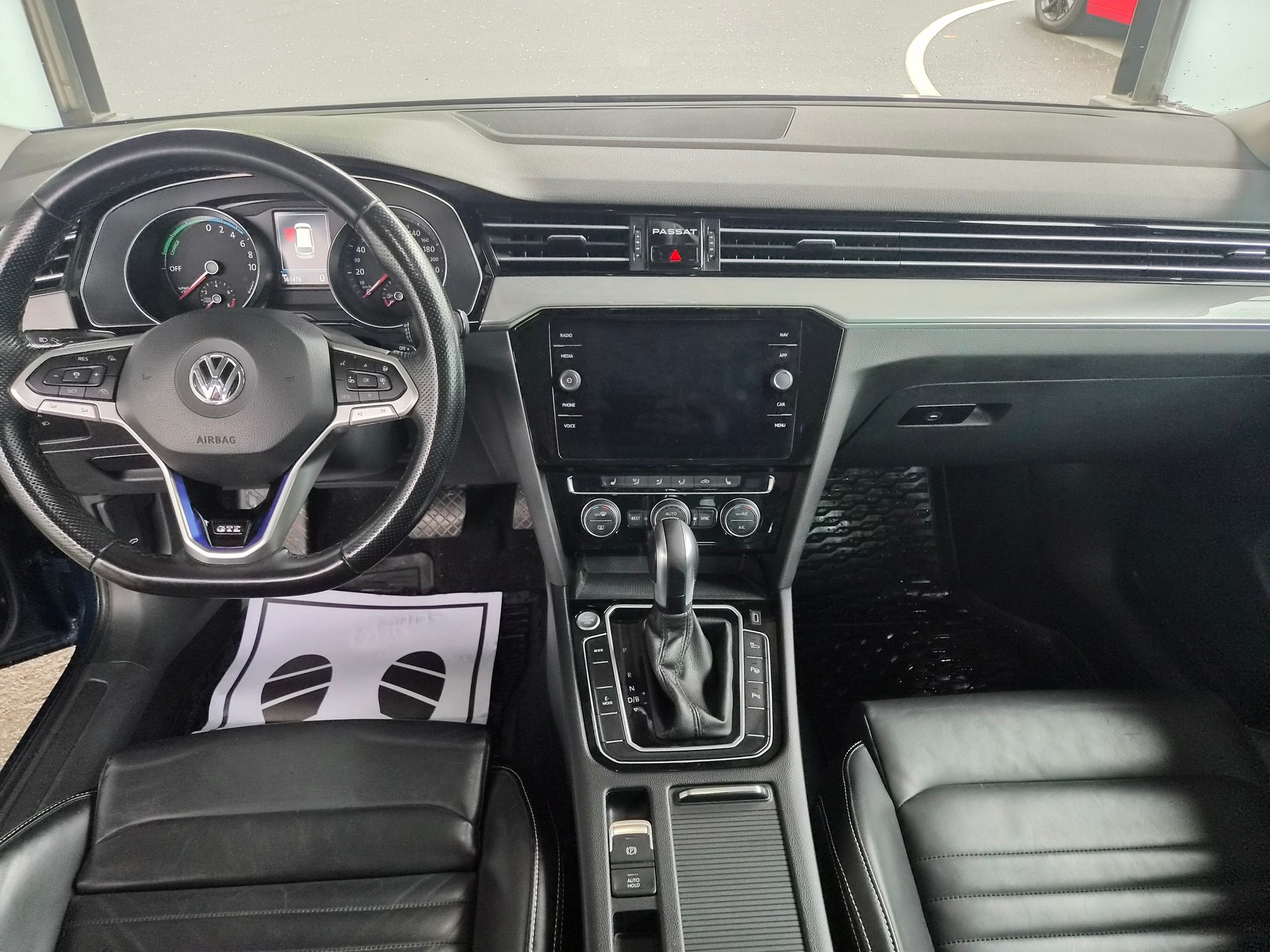 VW Passat Variant 1.4 TSI GTE Hybrid DSG-image-10