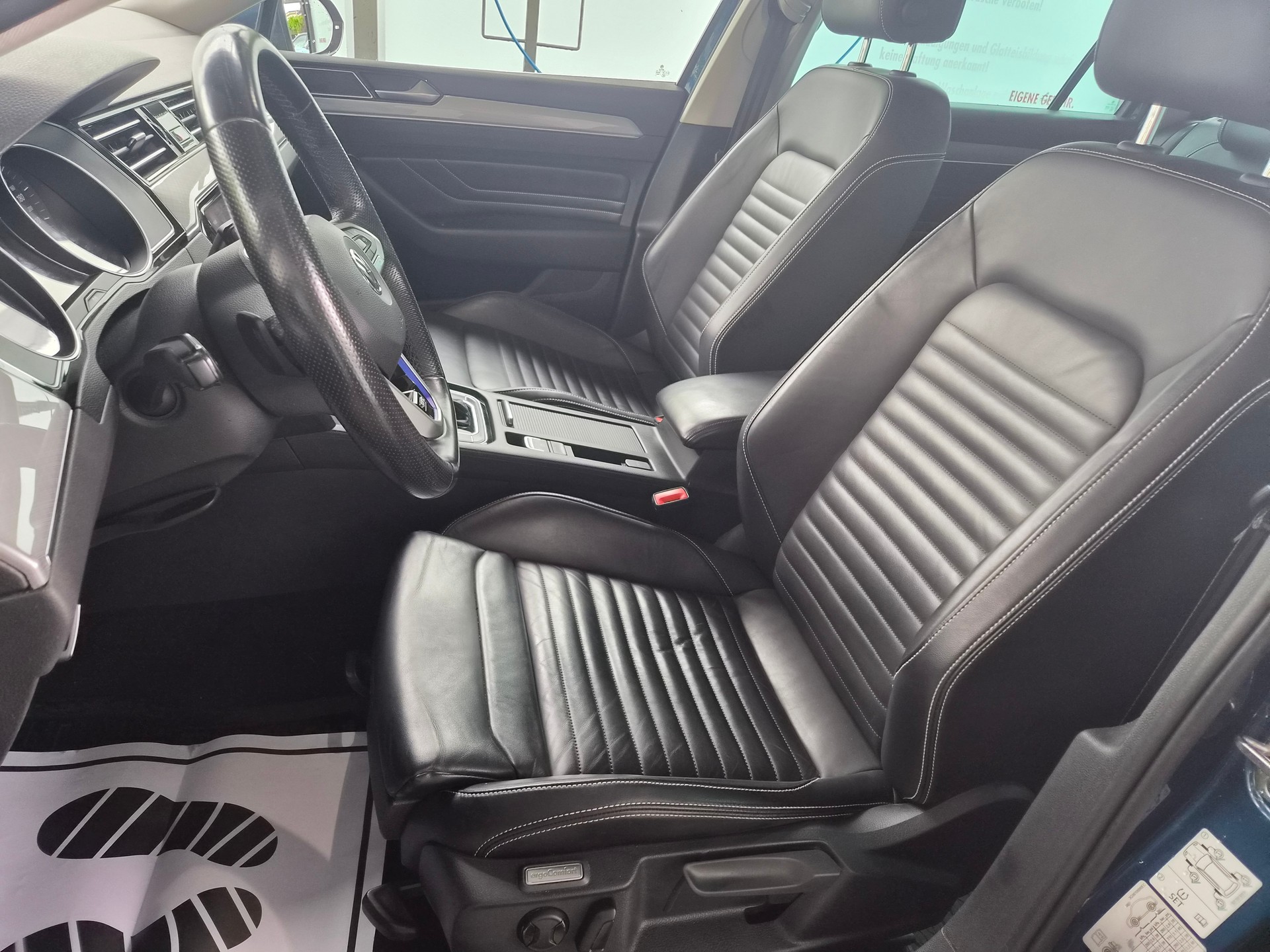 VW Passat Variant 1.4 TSI GTE Hybrid DSG-image-12