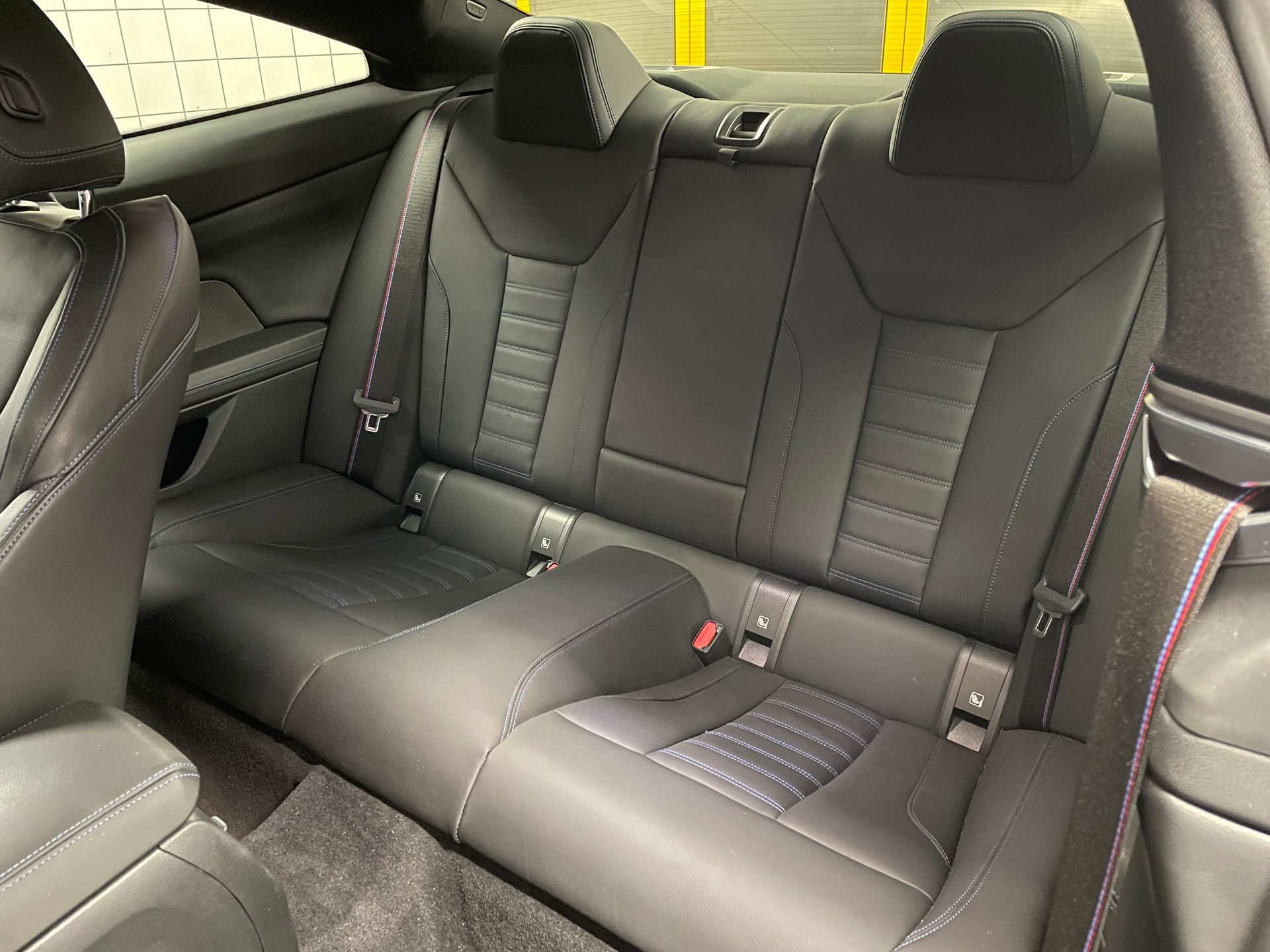 BMW M440i xDrive-image-4