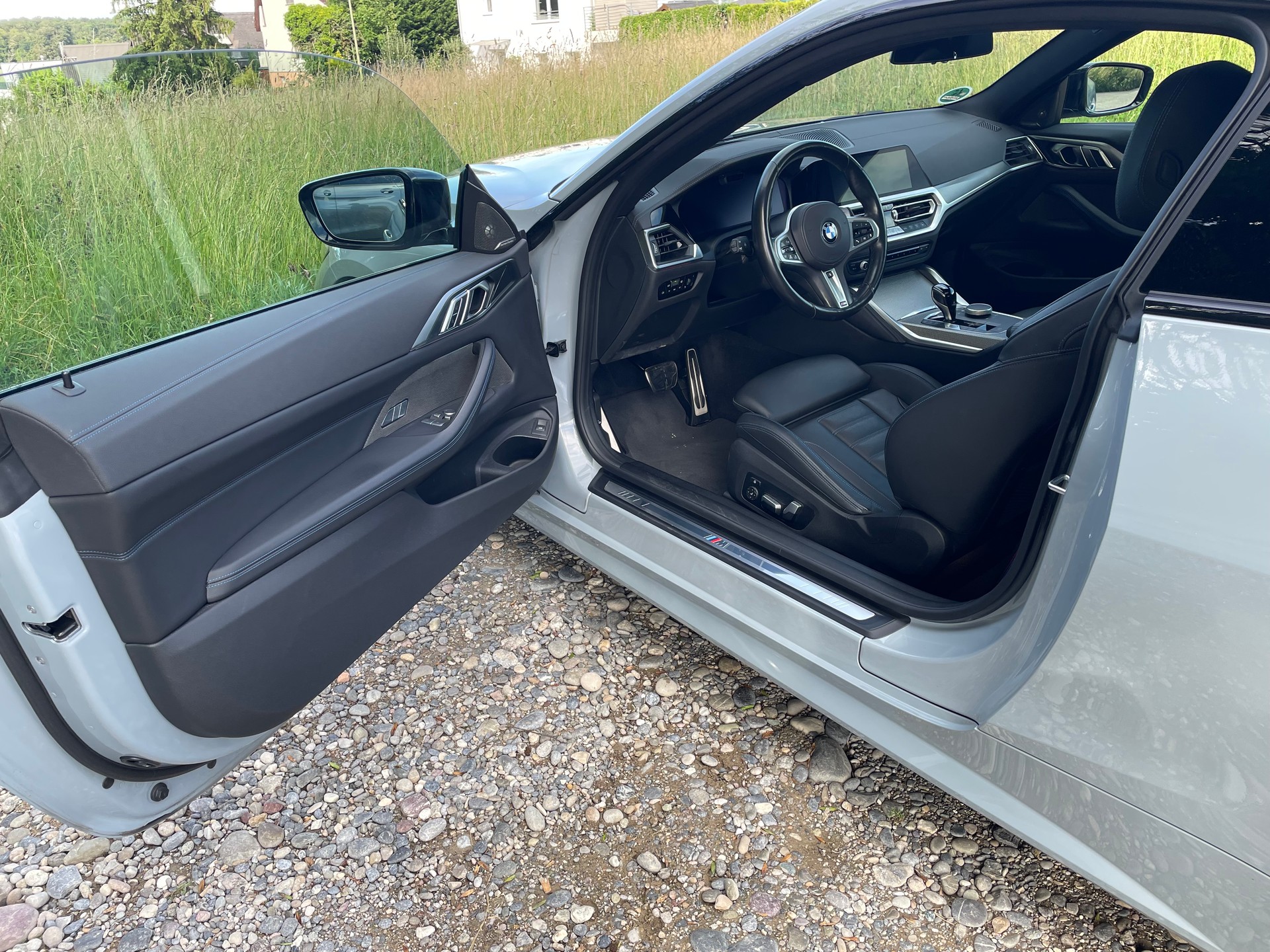 BMW M440i xDrive-image-2