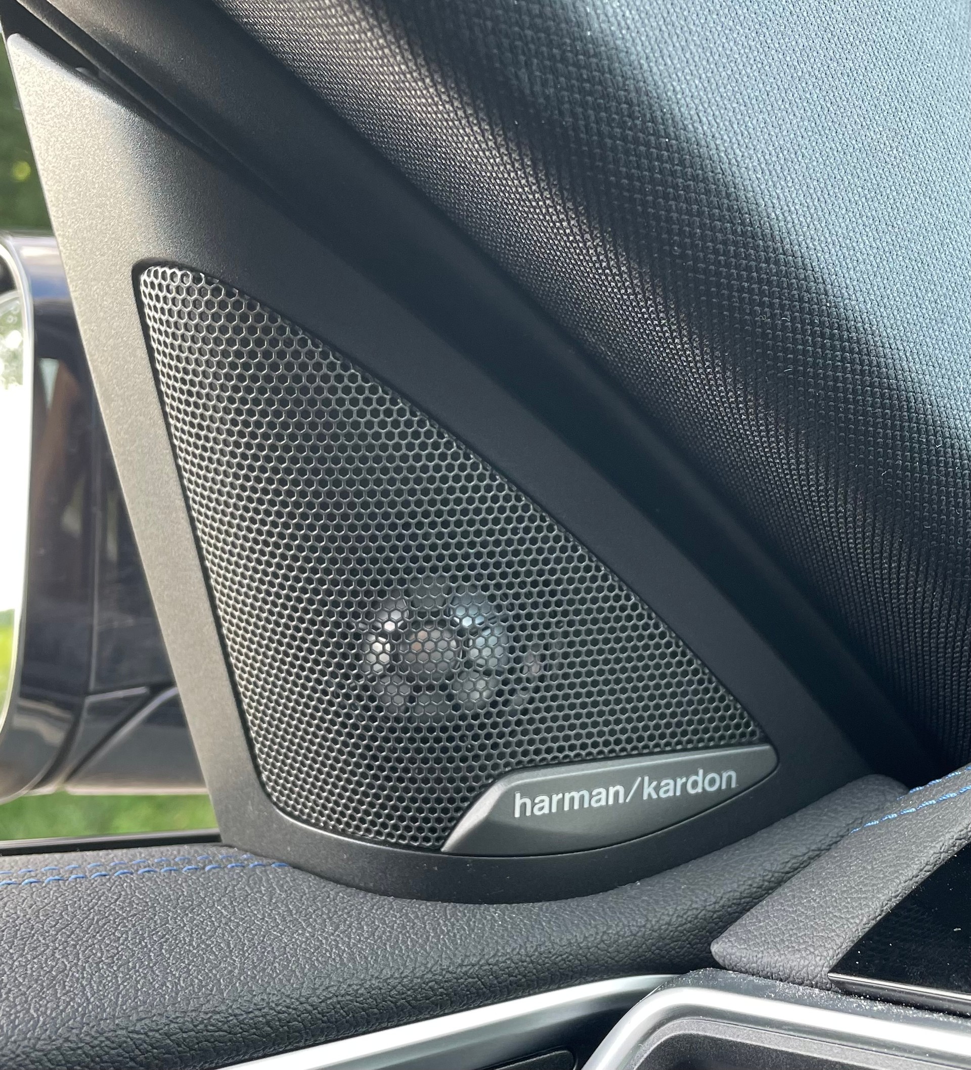 BMW M440i xDrive-image-5