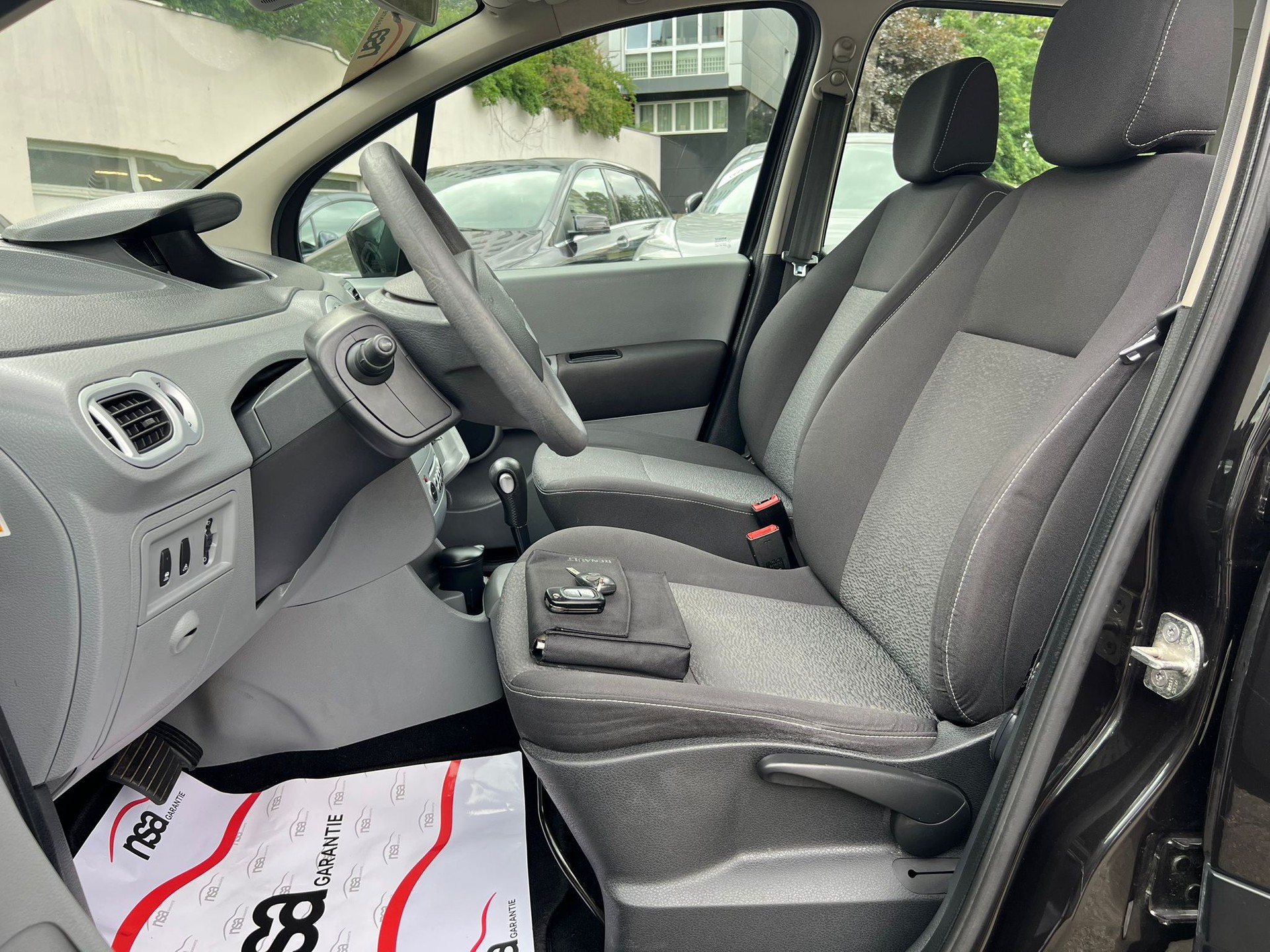 RENAULT Modus 1.6 16V Yahoo Automatic-image-6