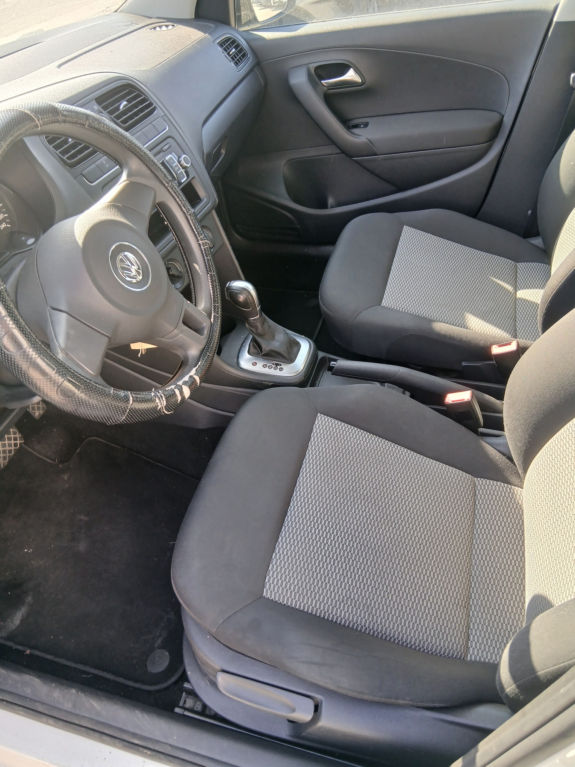 VW Polo 1.2 TSI Trendline DSG-image-7