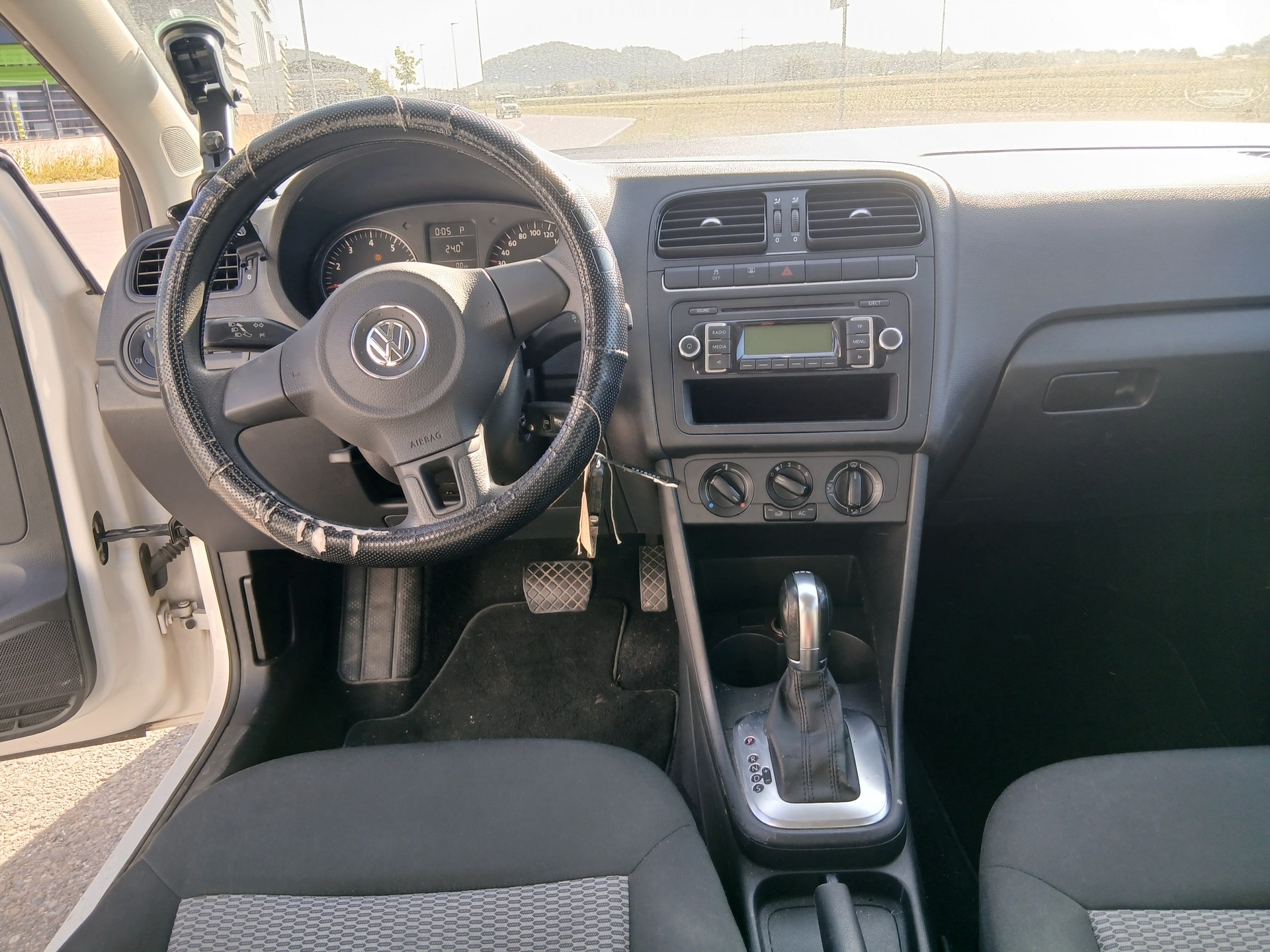 VW Polo 1.2 TSI Trendline DSG-image-6