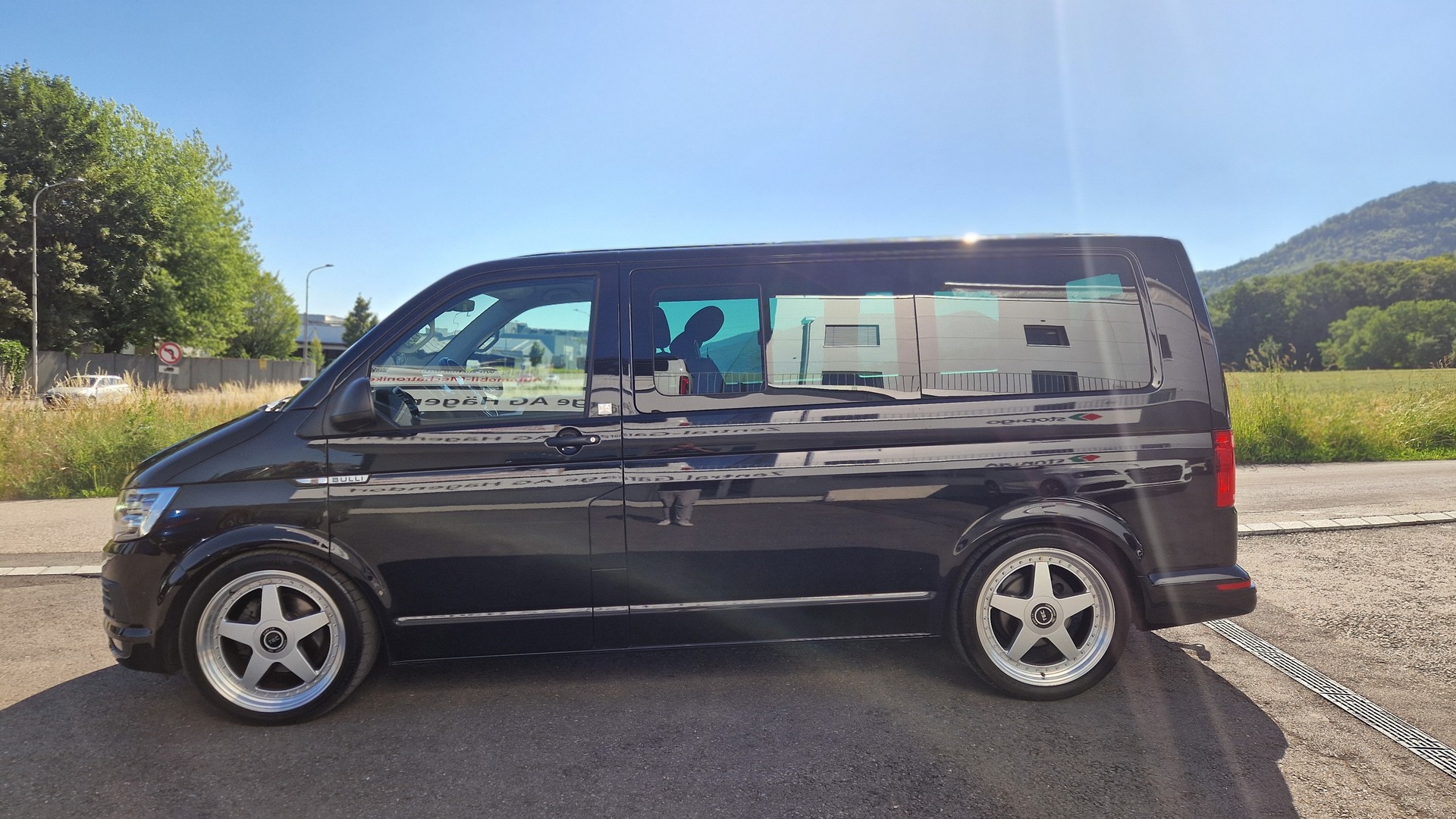 VW T6 Multivan 2.0 TDI Trendline Liberty DSG-image-2