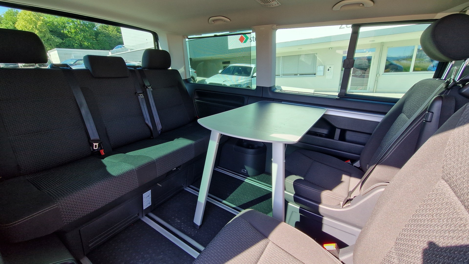 VW T6 Multivan 2.0 TDI Trendline Liberty DSG-image-13