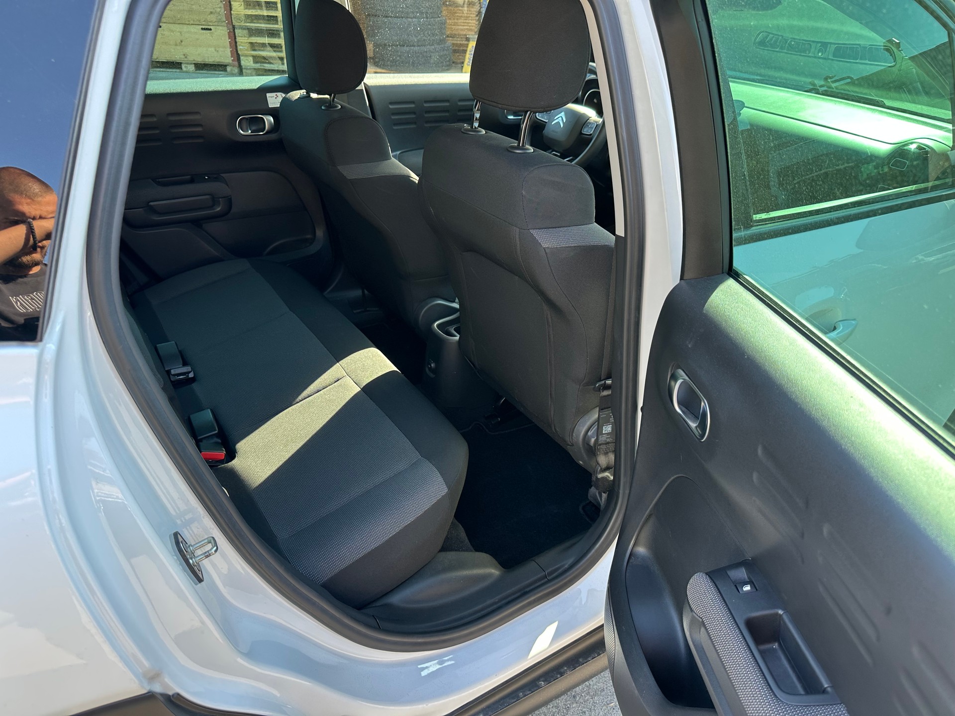 CITROEN C3 Aircross 1.2i PureTech Feel EAT-image-9