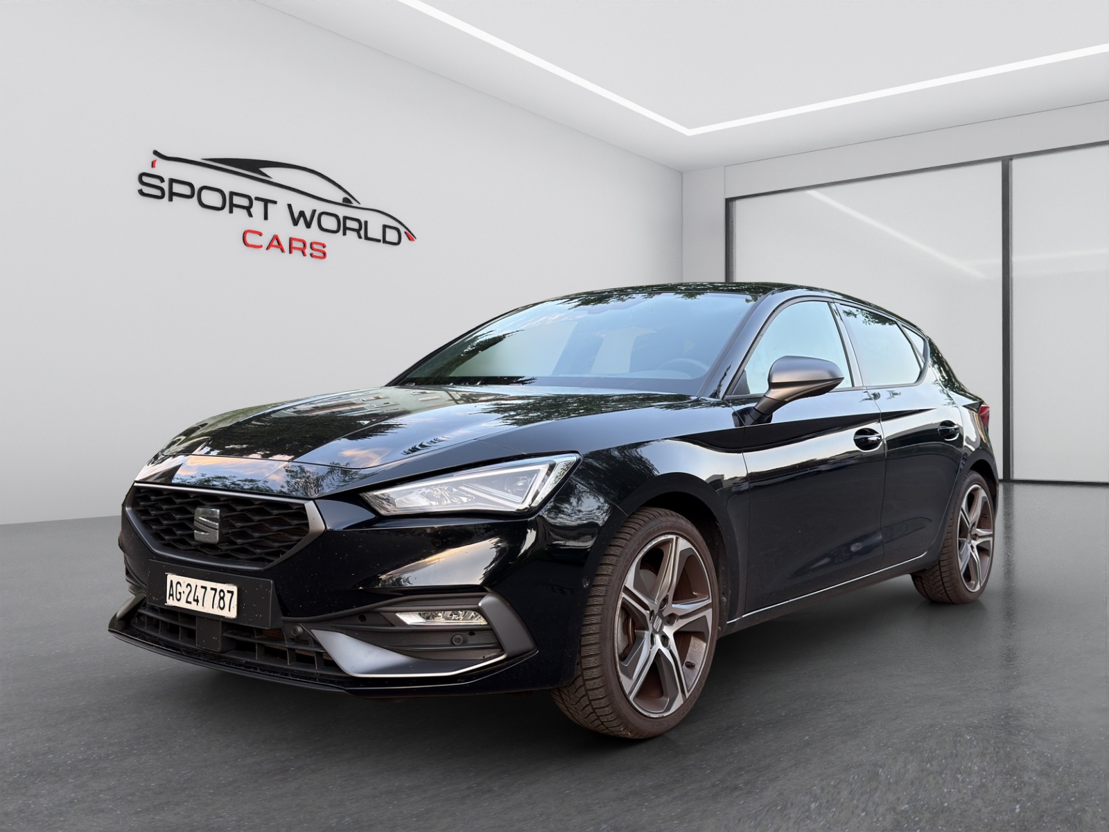 SEAT Leon ST 1.5 eTSI mHEV DSG FR-image-0