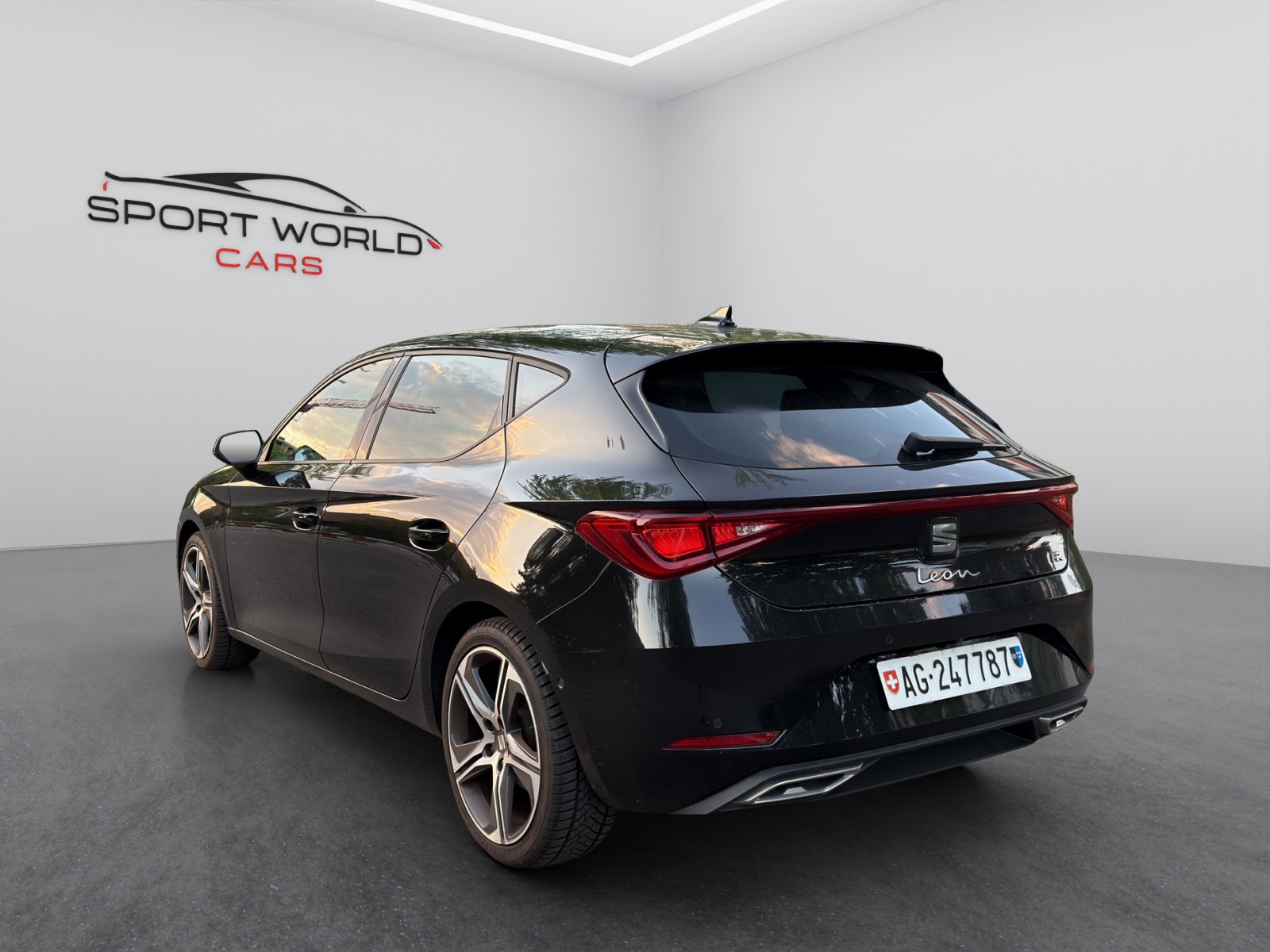 SEAT Leon ST 1.5 eTSI mHEV DSG FR-image-20