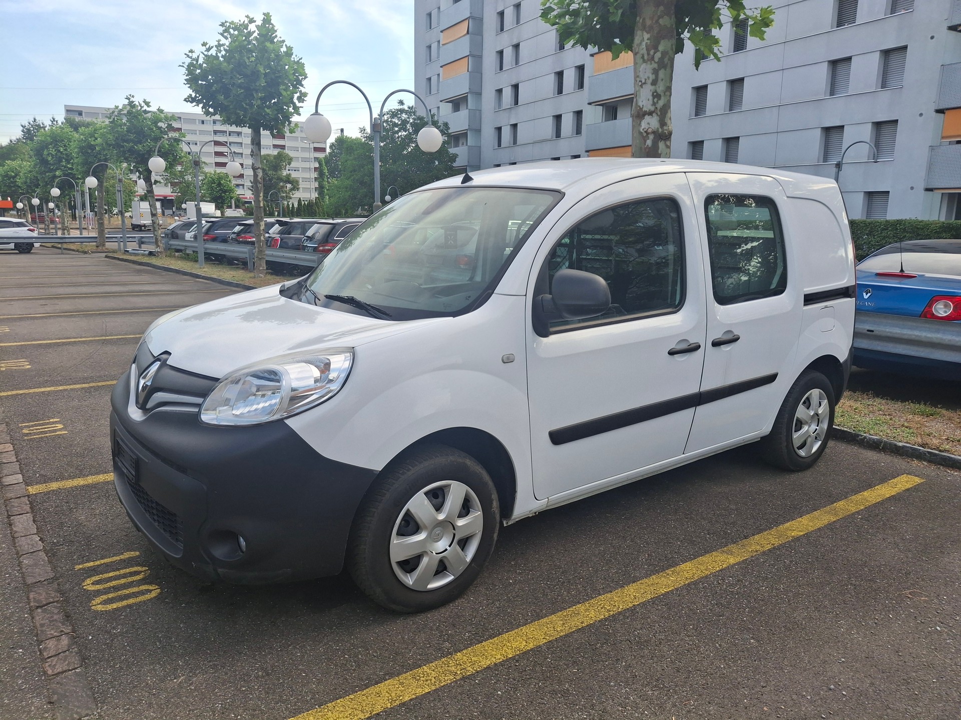 RENAULT Kangoo Medium dCi 90 ENERGY Business-image-0