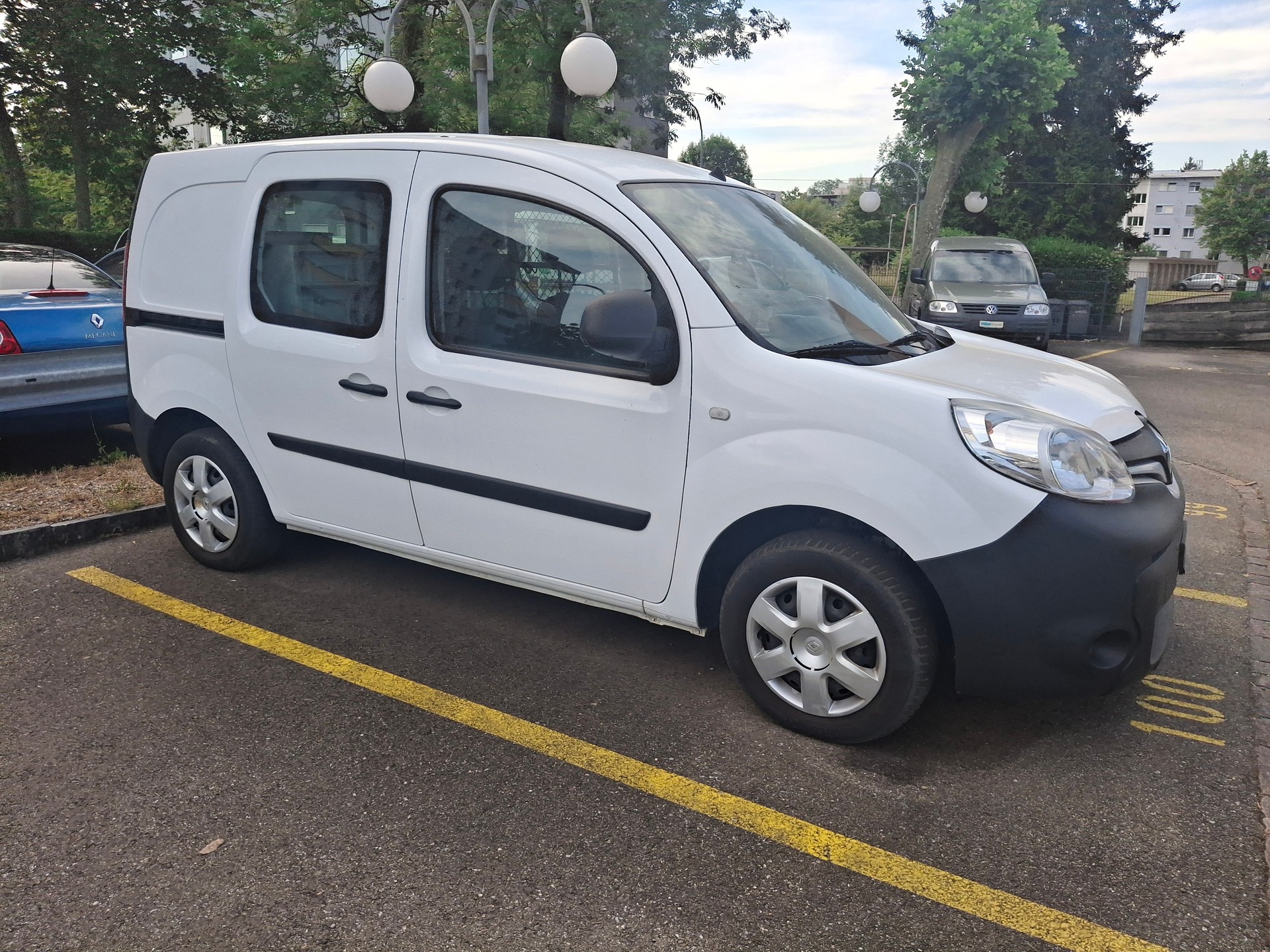 RENAULT Kangoo Medium dCi 90 ENERGY Business-image-6