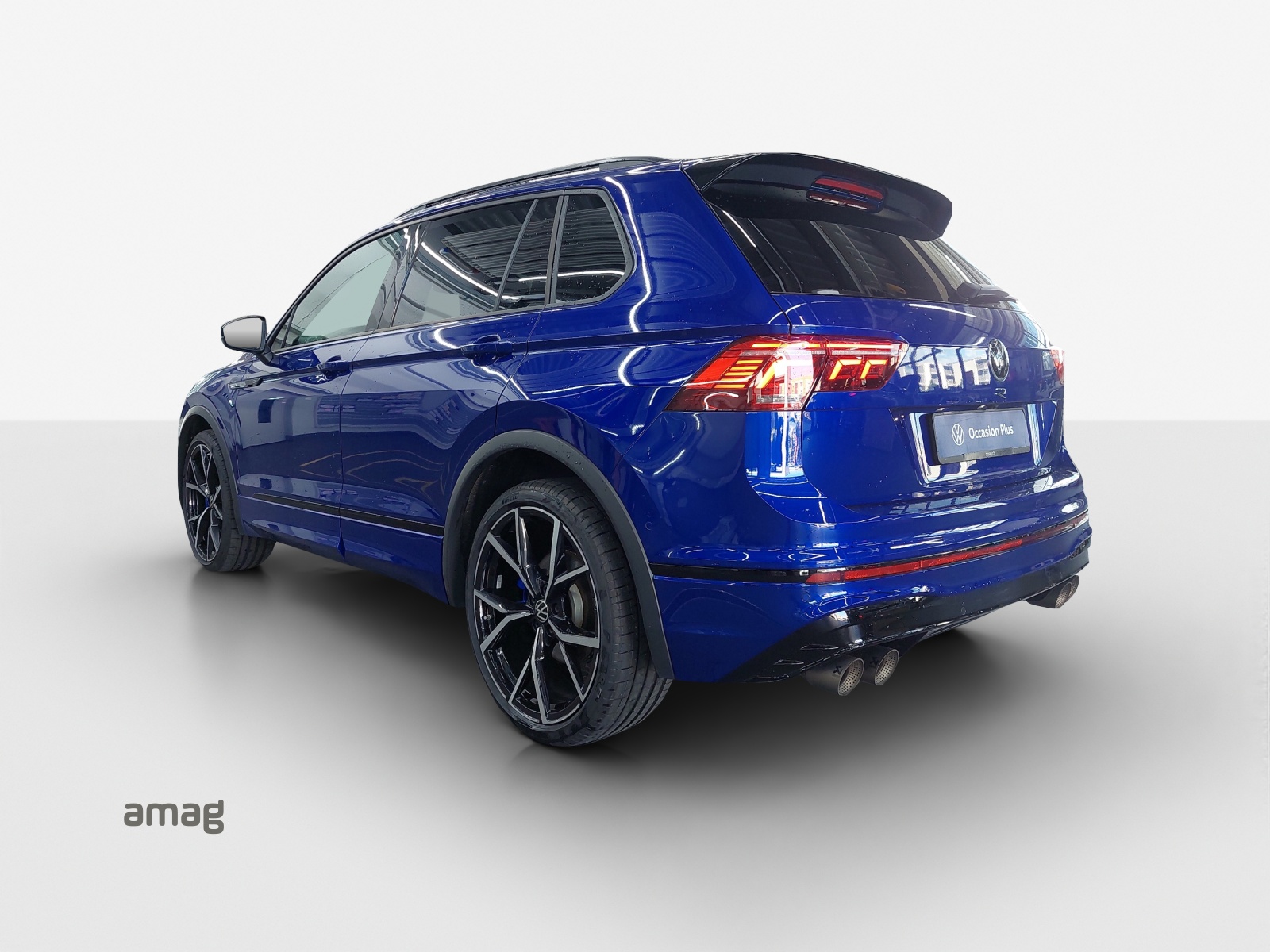 VW Tiguan 2.0TSI R 4Motion DSG-image-2