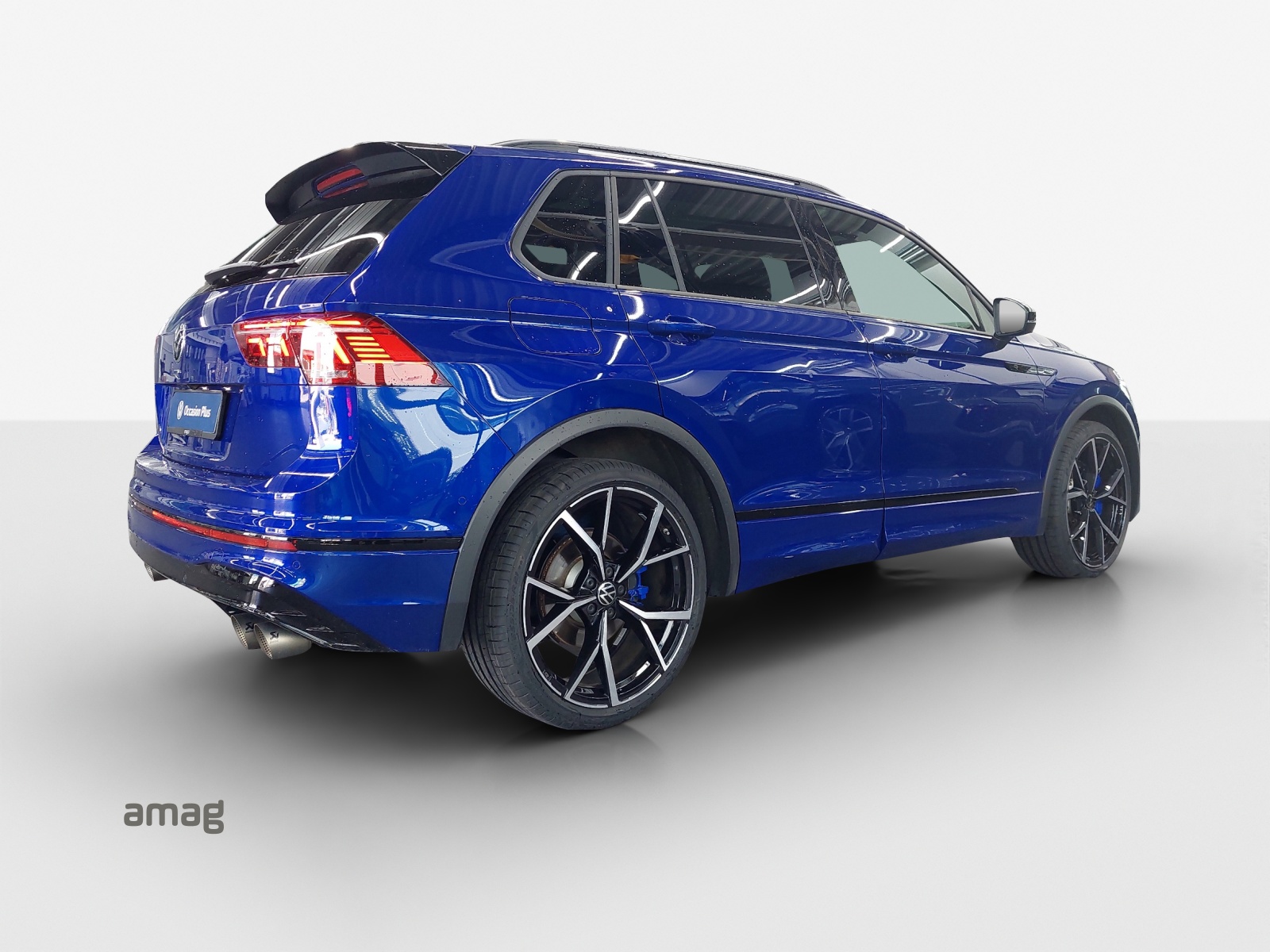 VW Tiguan 2.0TSI R 4Motion DSG-image-4