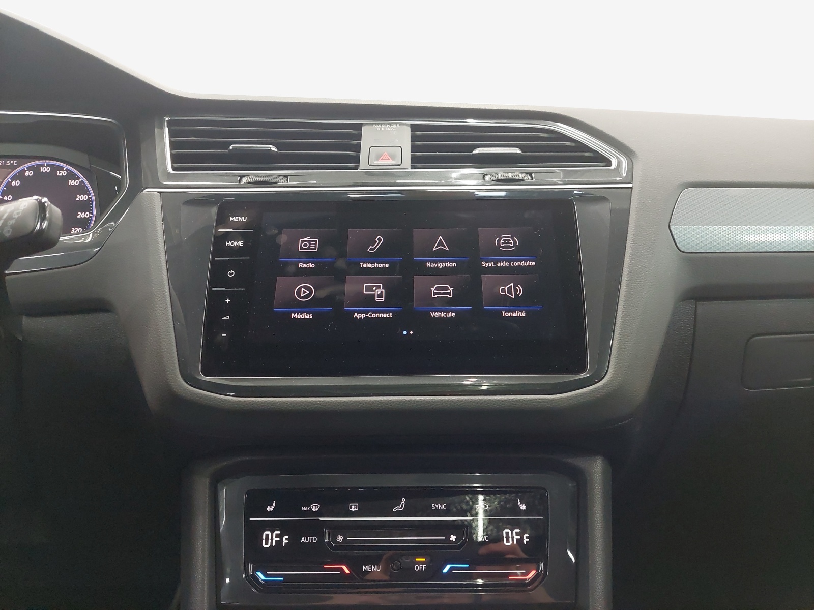 VW Tiguan 2.0TSI R 4Motion DSG-image-10